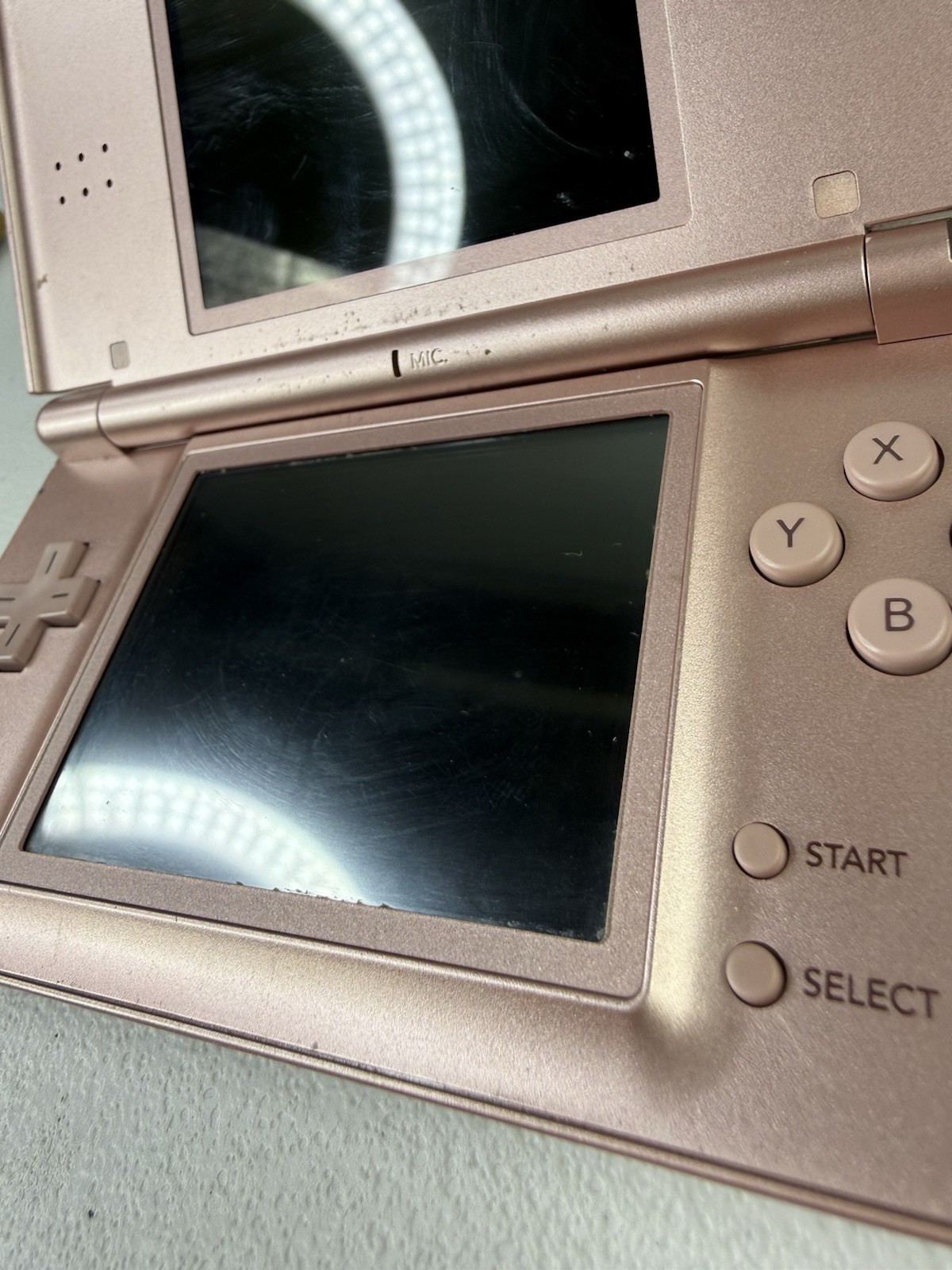 Nintendo DS Lite Metallic Rose Bundle – Games + Charger