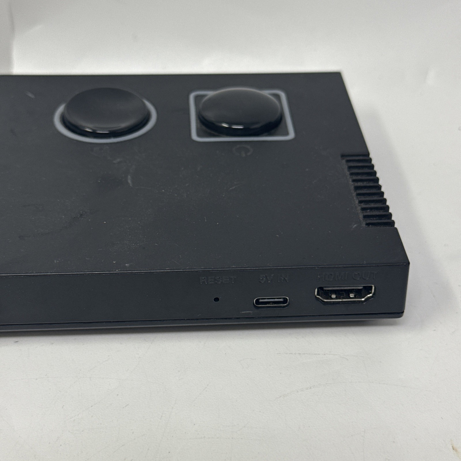Atari Gamestation Pro Plug & Play Console 2 Joysticks HDMI Tested New Batteries