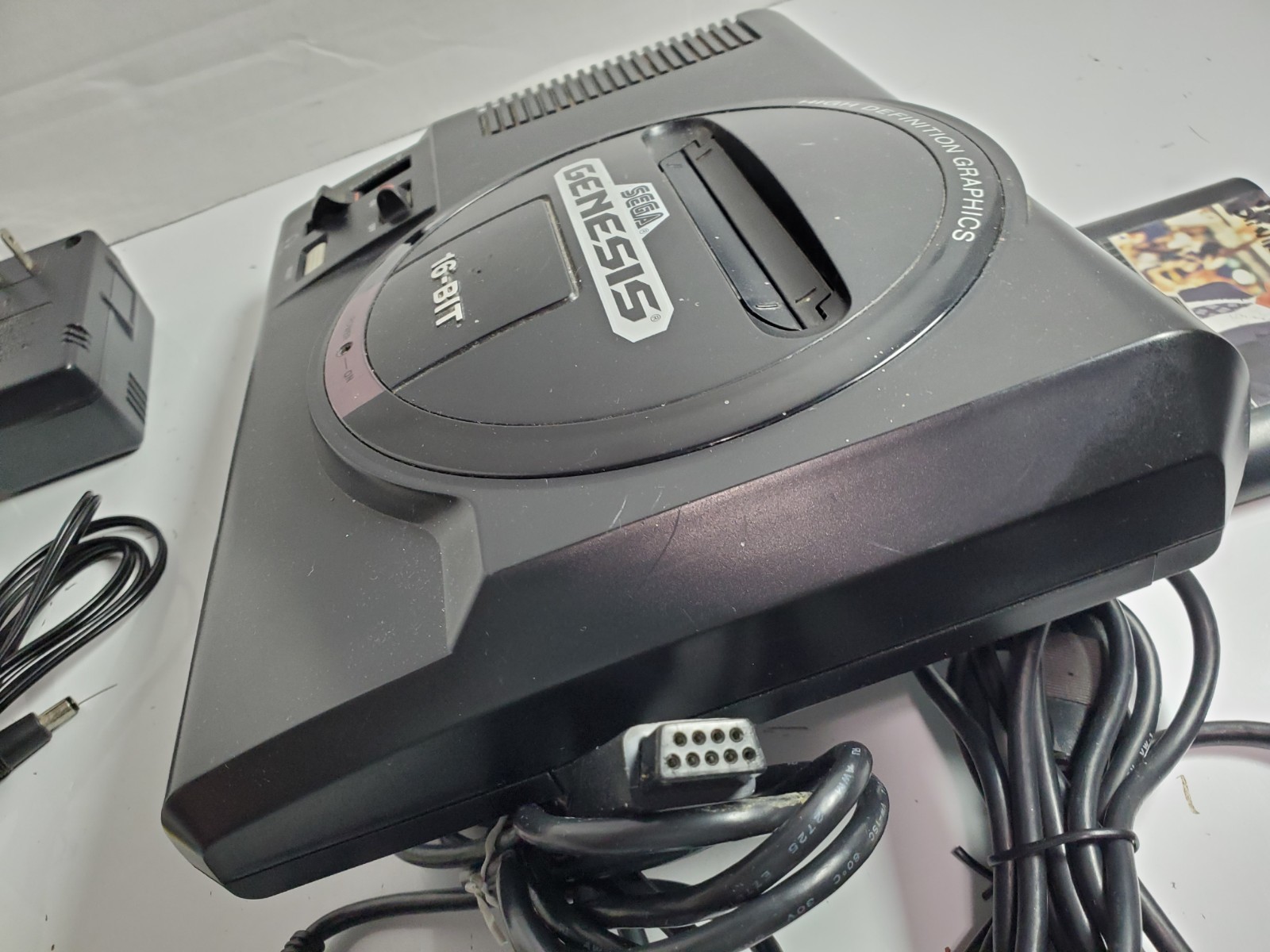 Sega Genesis Model 1601 Console w/ 2x Controllers, Power , AV Cable, 1 Game