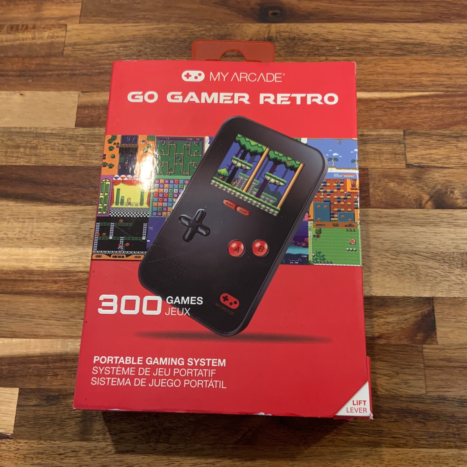MY ARCADE GO GAMER RETRO PORTABLE GAMING SYSTEM 300 GAMES NEW