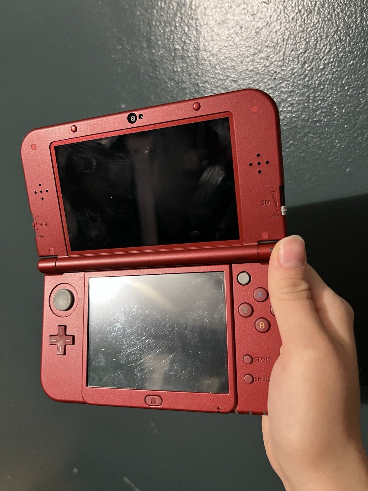 New Nintendo3DS XL System – Red + Three Digital Games, Stylus, Charger