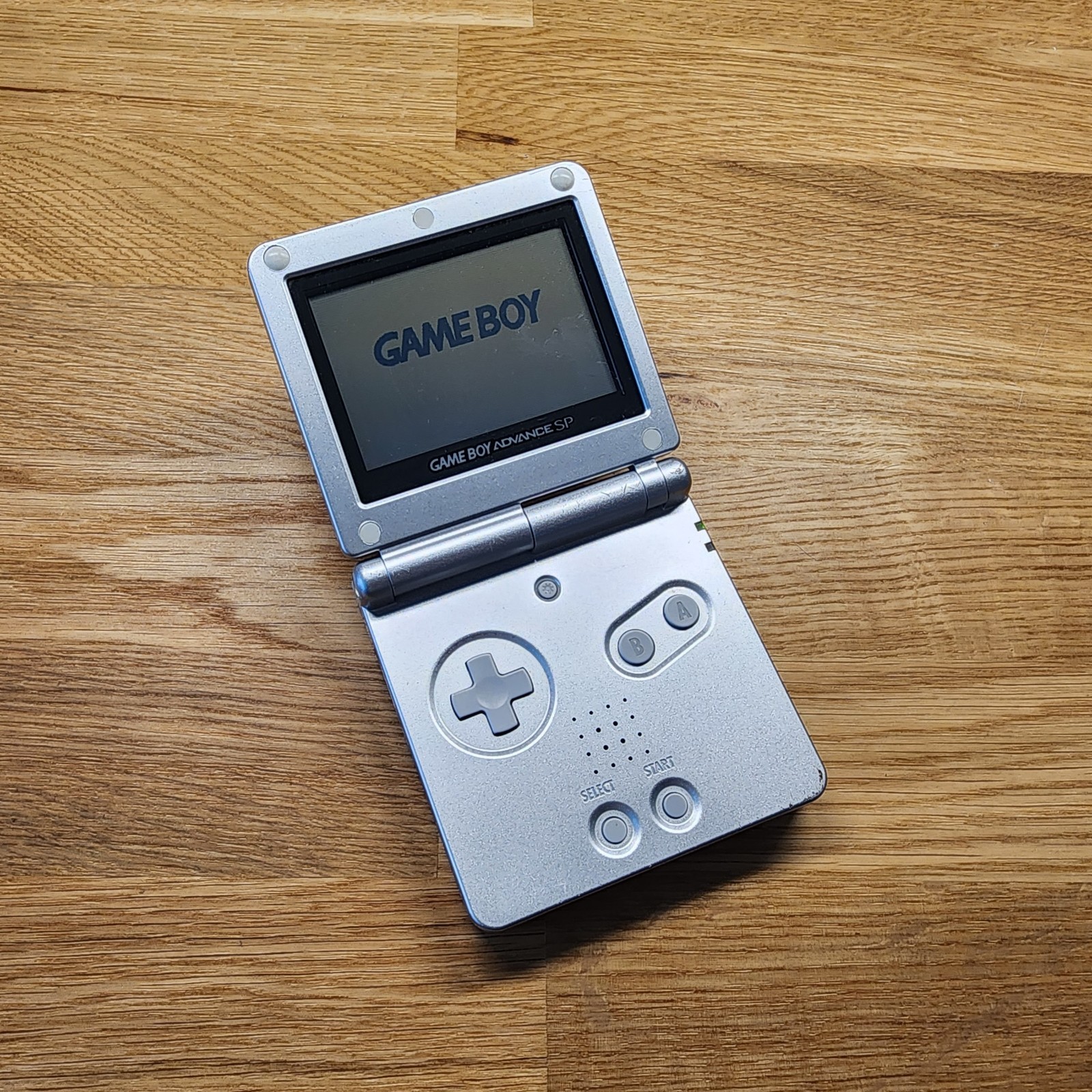Nintendo GameBoy Advance SP Silver AGS-001, Tested & Working Great!