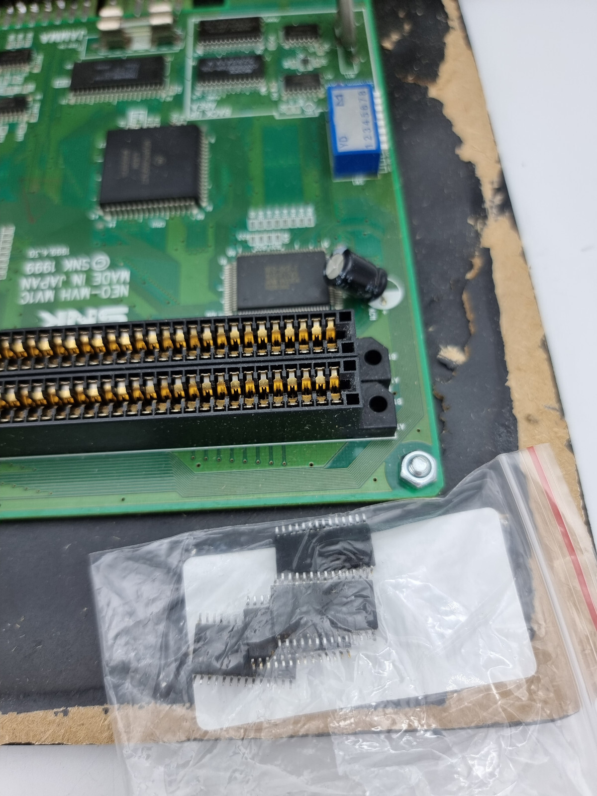 NEO GEO MVS Consolized Console Junk For Repair No Work No Return