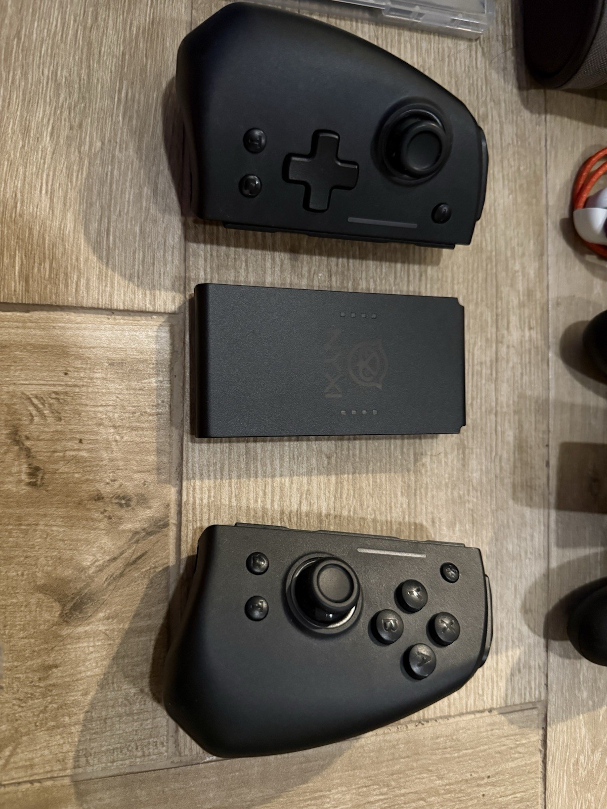 Nintendo Switch Oled Scarlet And Violet Edition + Extra Controller + Game