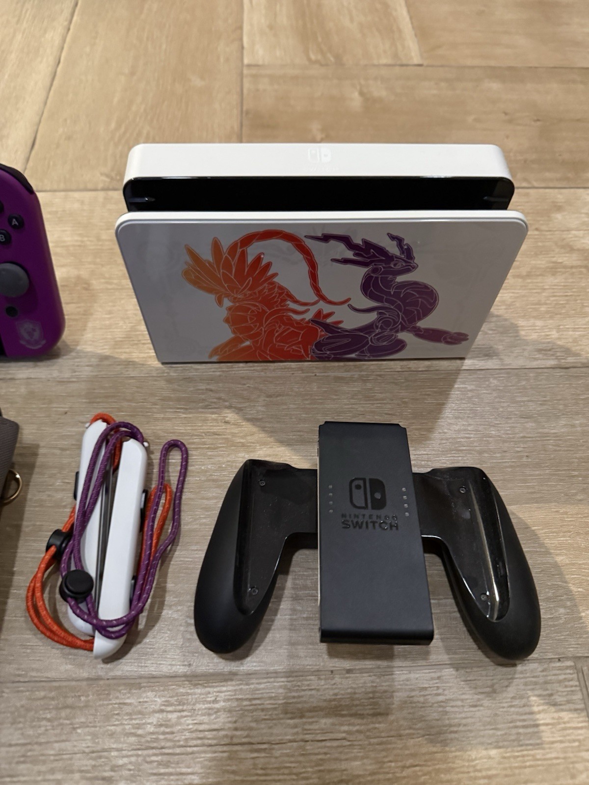 Nintendo Switch Oled Scarlet And Violet Edition + Extra Controller + Game