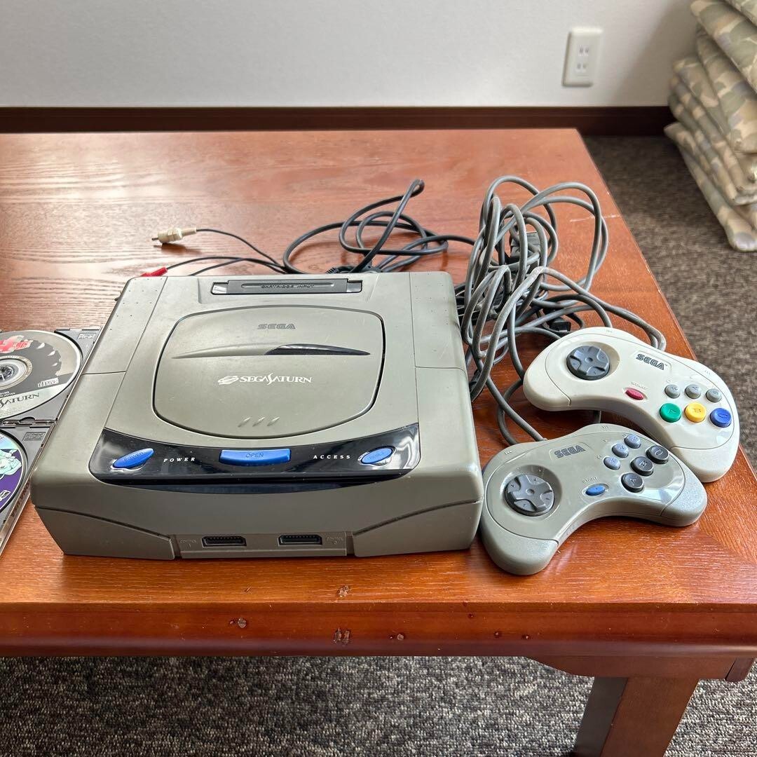 Sega Saturn Gray Console w/ 4MB RAM XEN VS street fighter controller + 2games