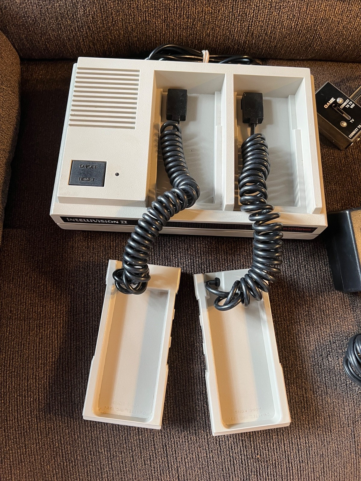 Intellivision II Console (Powers On, No Game) Mattel + voice power supply-