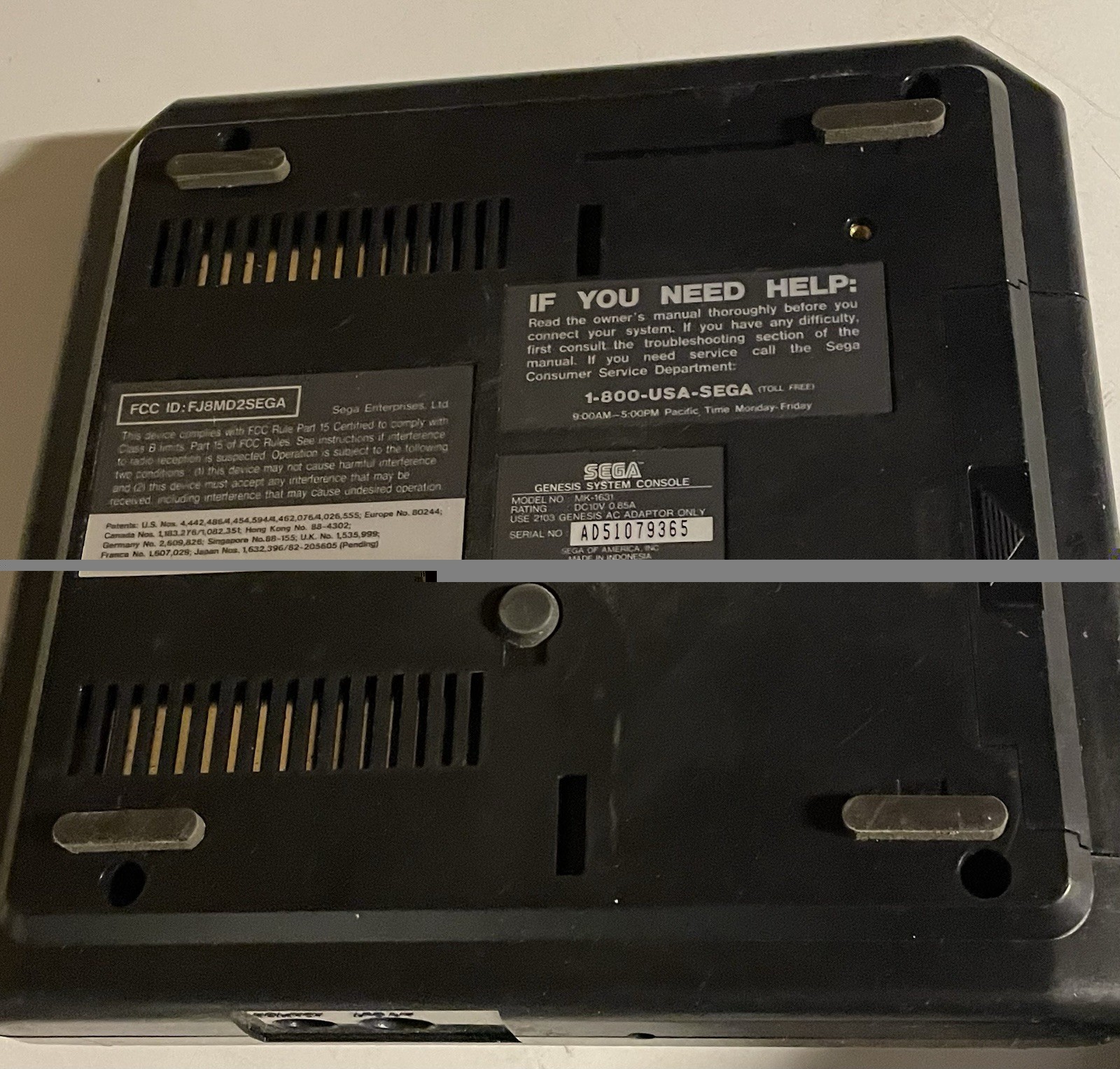 Sega Genesis 1 Console System Model No. MK-1631 And One Controller Model No 1650