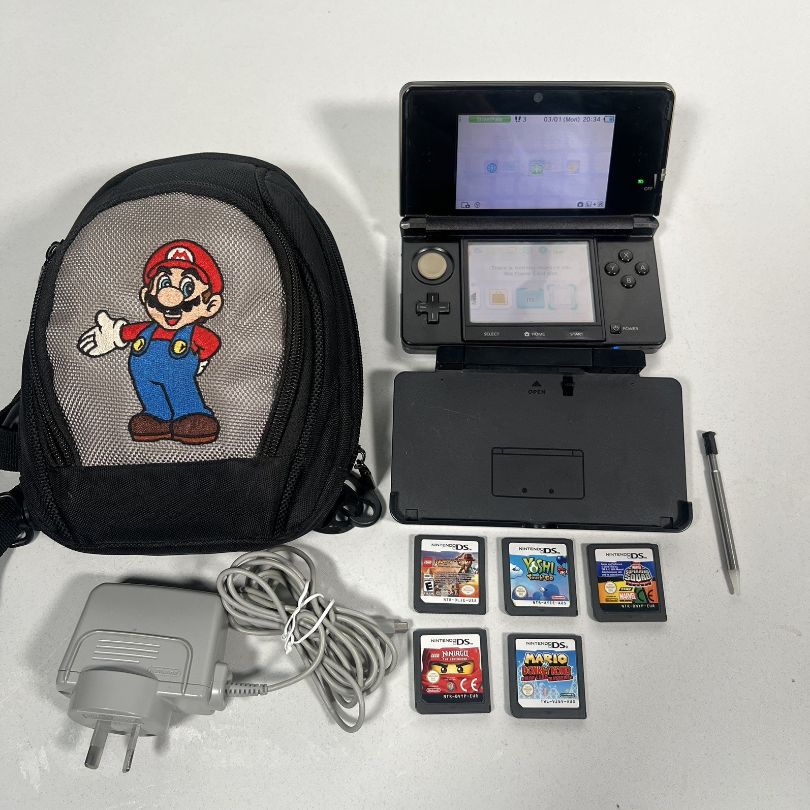 Nintendo 3DS Console Black Bundle Charger Dock 5 Games Mario Case Tested Works