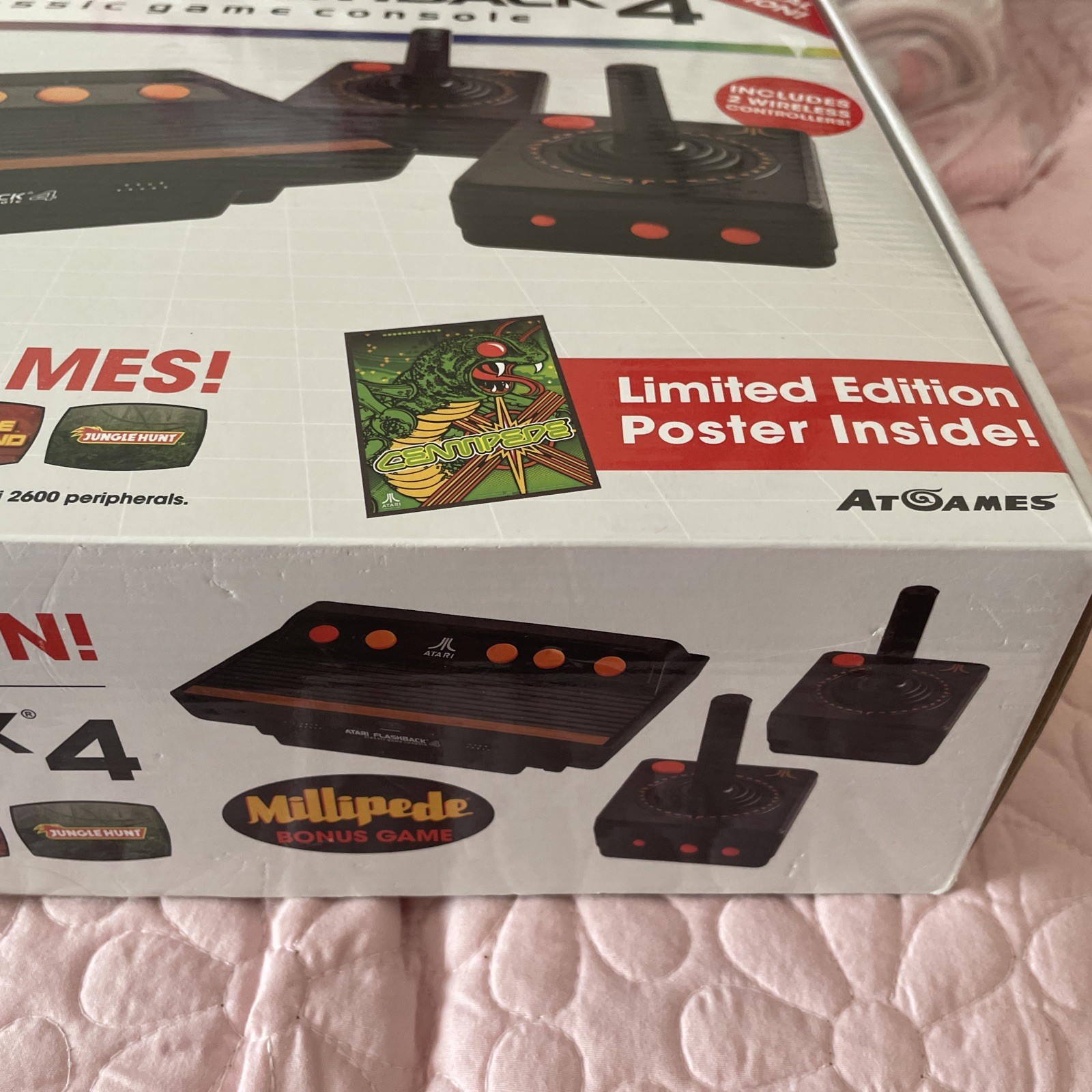 2013 Atari Flashback 4 Classic Game 76 Built-in Games/ Wireless Controller
