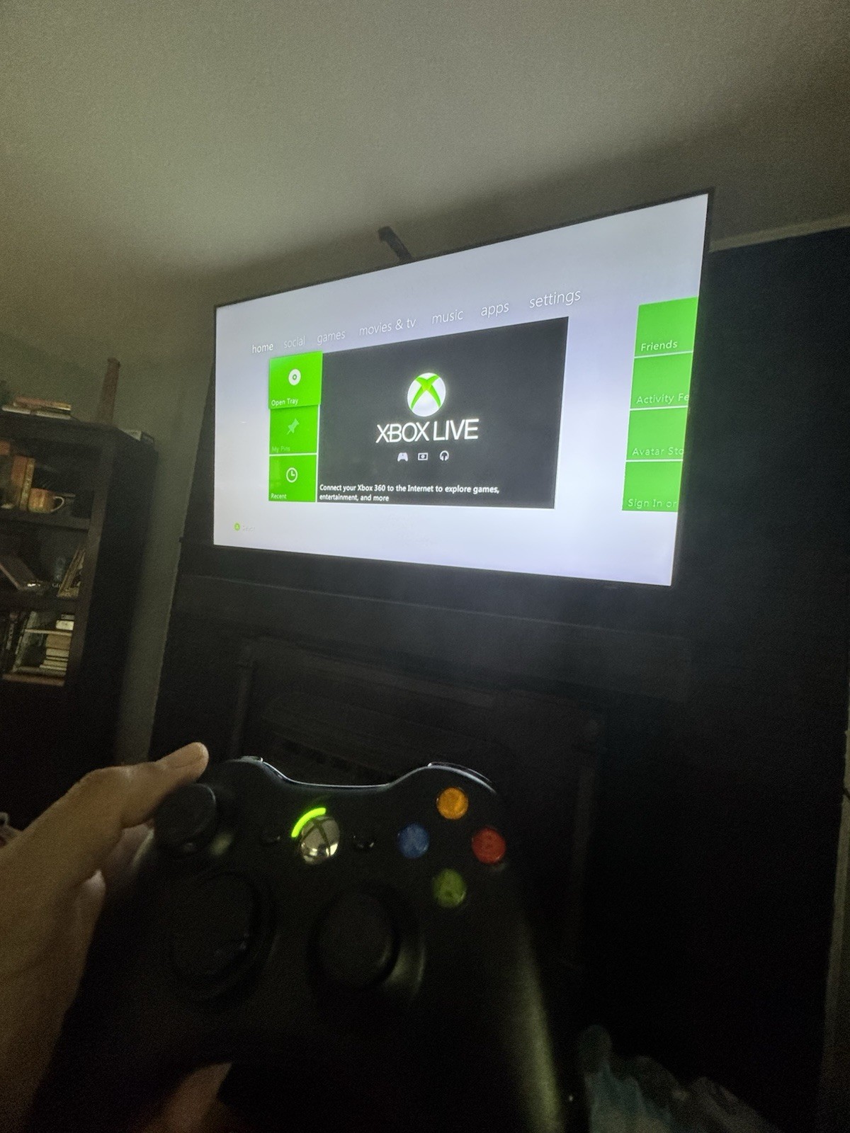 Xbox 360 E Console Bundle – 60GB OEM Hard Drive– Controller – 6 Games – Tested