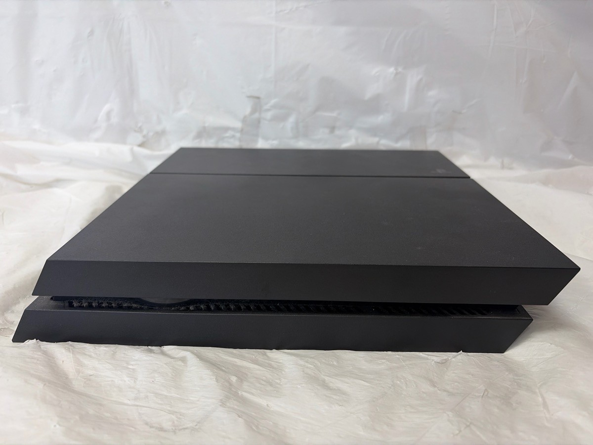 PREOWNED SONY PS4 – SYSTEM – CUH-1215A – 500GB PRE-OWNED (P23017043)
