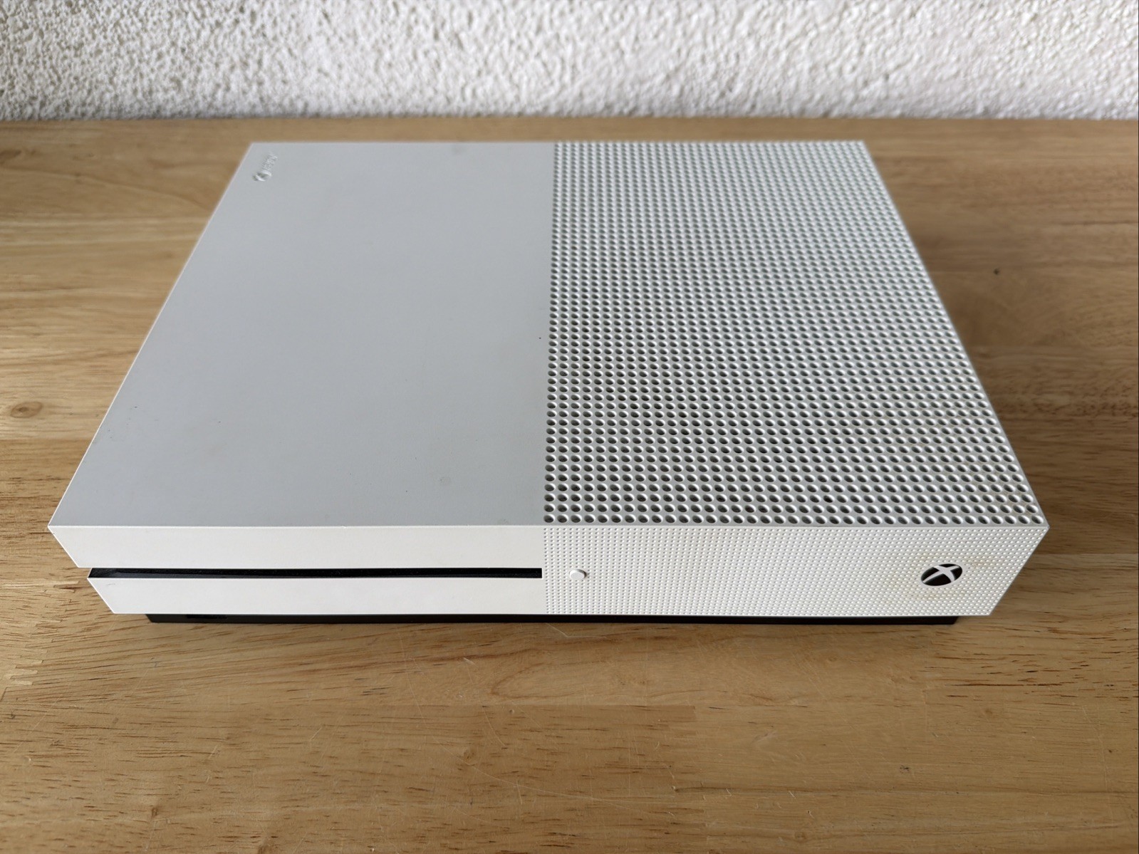 Microsoft Xbox One S 1TB Model 1681 Console Only Damaged – Not Powering Up