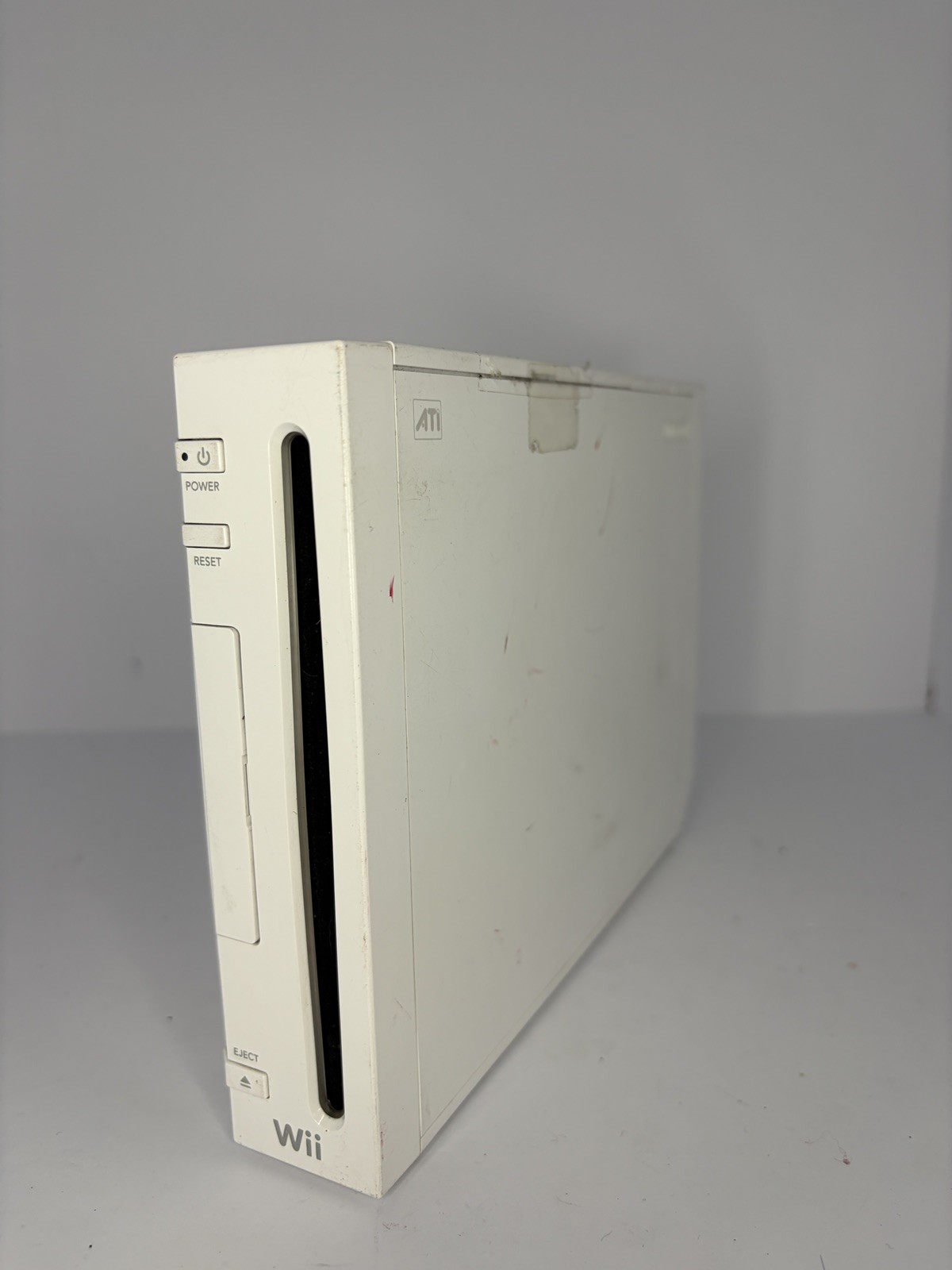 Nintendo Wii White RVL-001 Gamecube Compatible- Console Only For Parts Untested