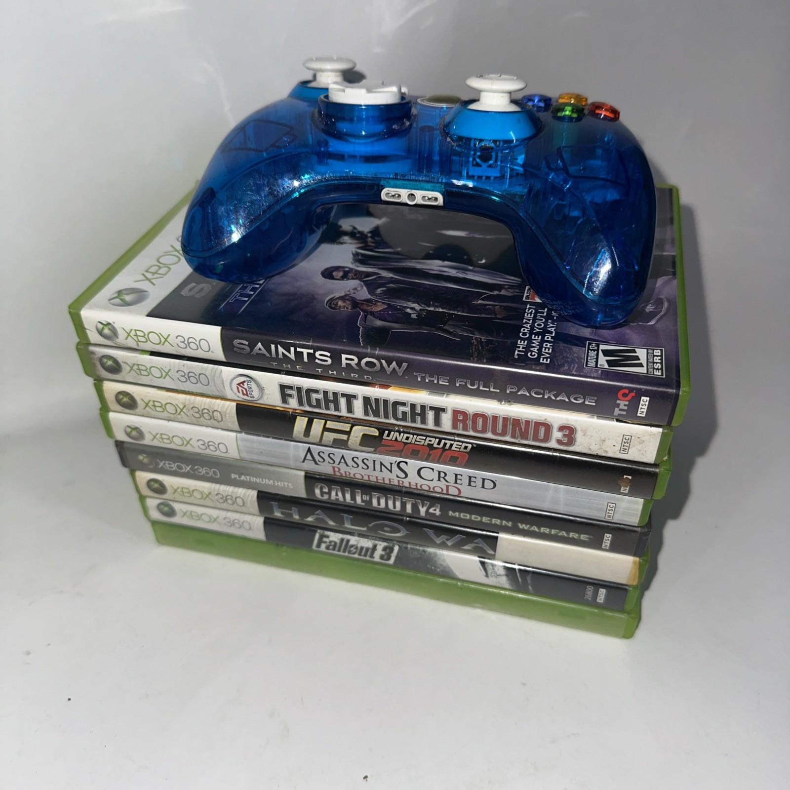 Microsoft Xbox 360 White System Bundle 2 Controllers 16 Games! 🙈 😮