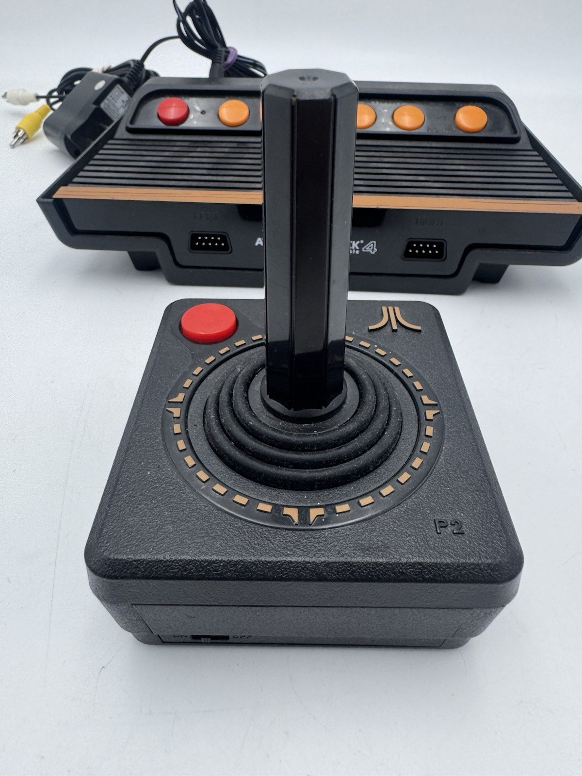 Atari AR2660 Flashback 4 Retro Gaming Console – Black/Brown + P2 Controller