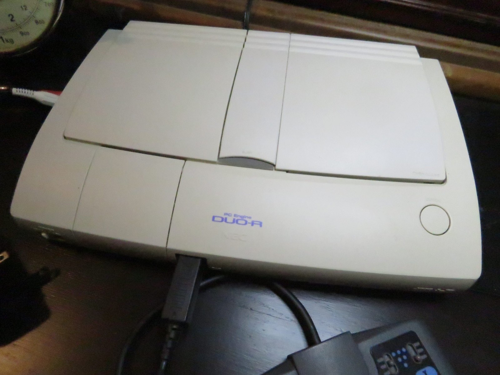 PC-Engine Duo-R Console (comes with controller and power supply)