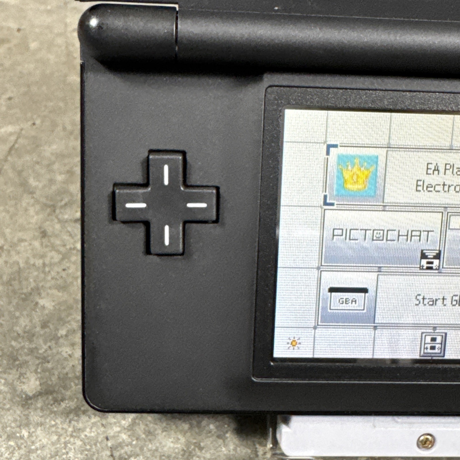 Nintendo DS Lite Handheld Console (USG-001) Black w/ OEM Charger Stylus & Case