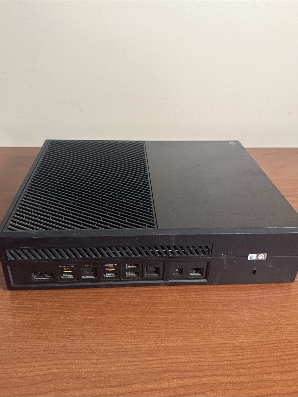 Microsoft Xbox One 500GB Console (FOR PARTS ONLY)