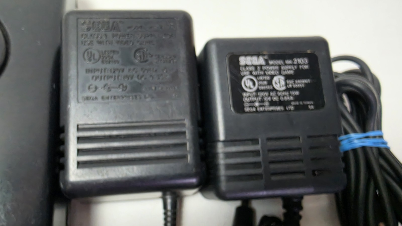 SEGA 32x w/ Genesis Model 2 Combo, 2 Controllers, All Wires Tested Works
