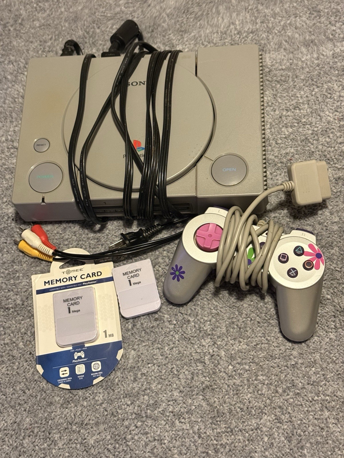 PS1 Console Barbie Controller 2 Memory Cards 1GB Each