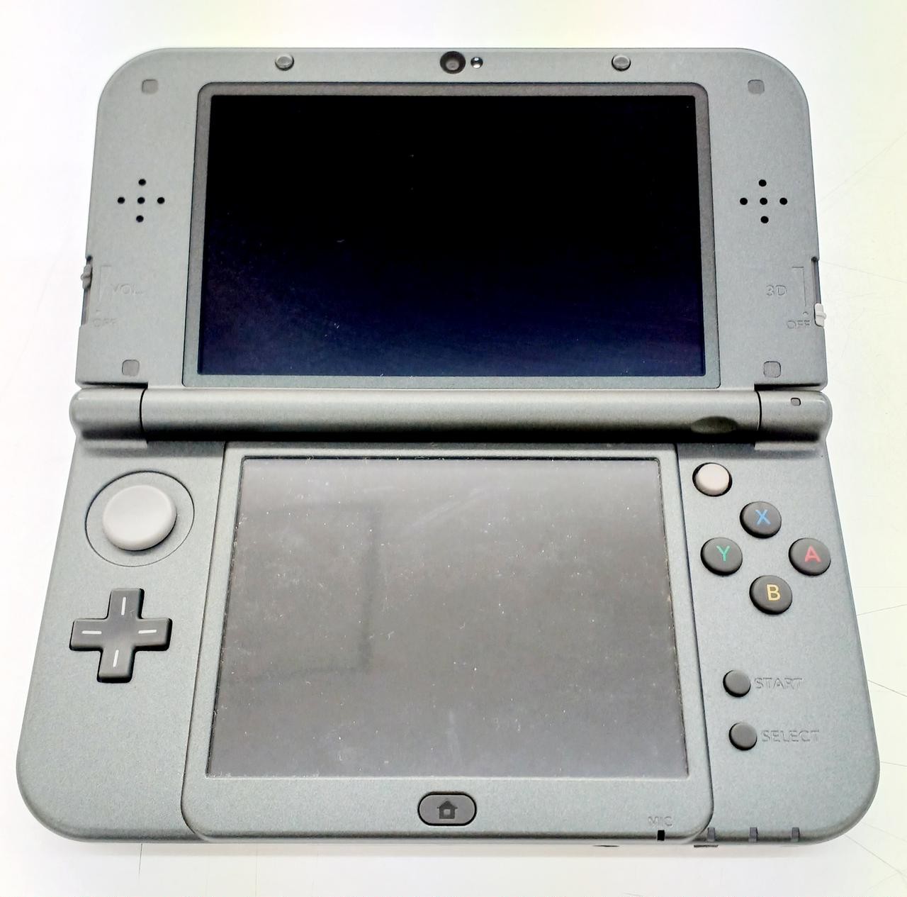 Nintendo New 3DS LL Red-S-VAAA Used with Screen Discoloration