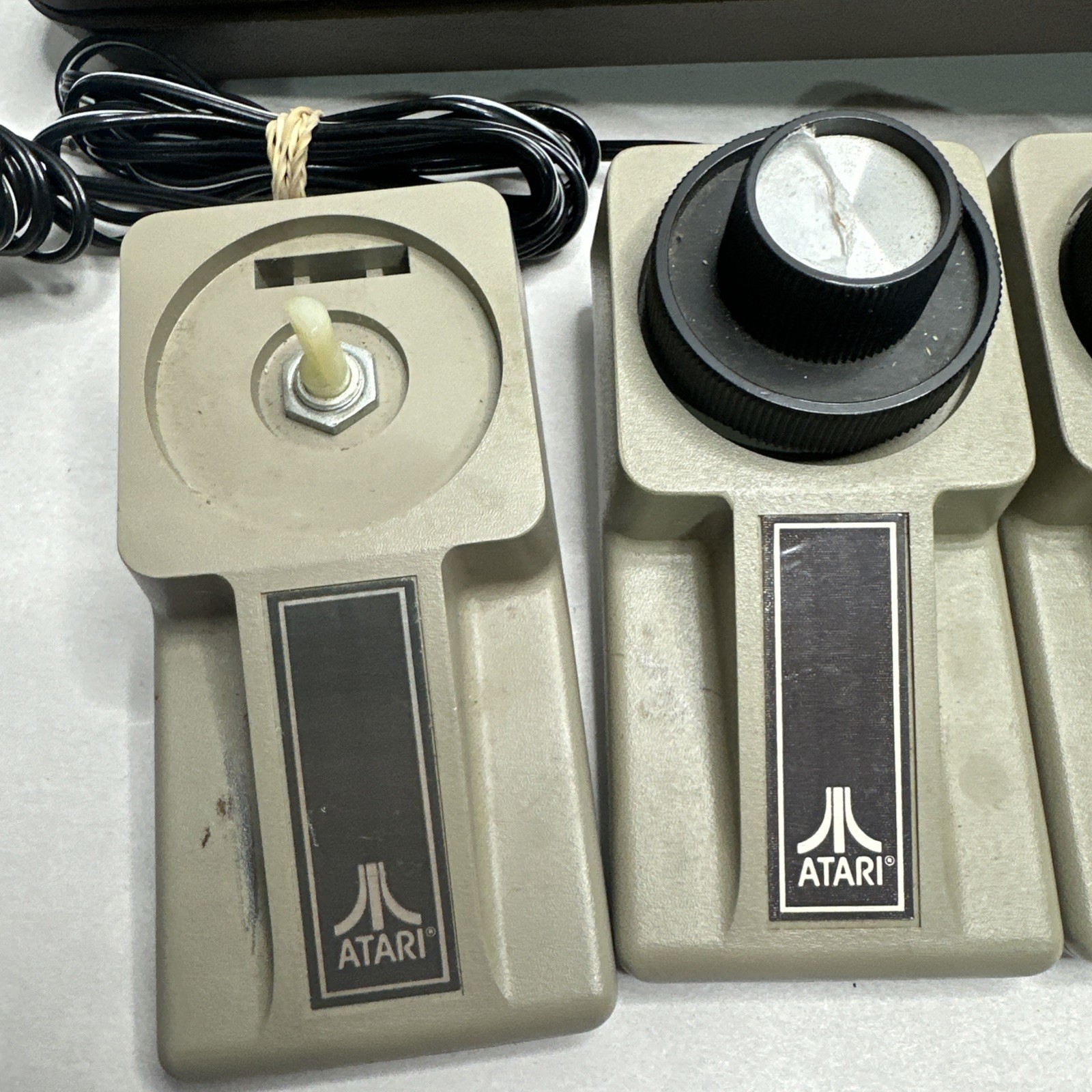 Atari C-402 Console + 4 Paddles Bundle Branded For Repair