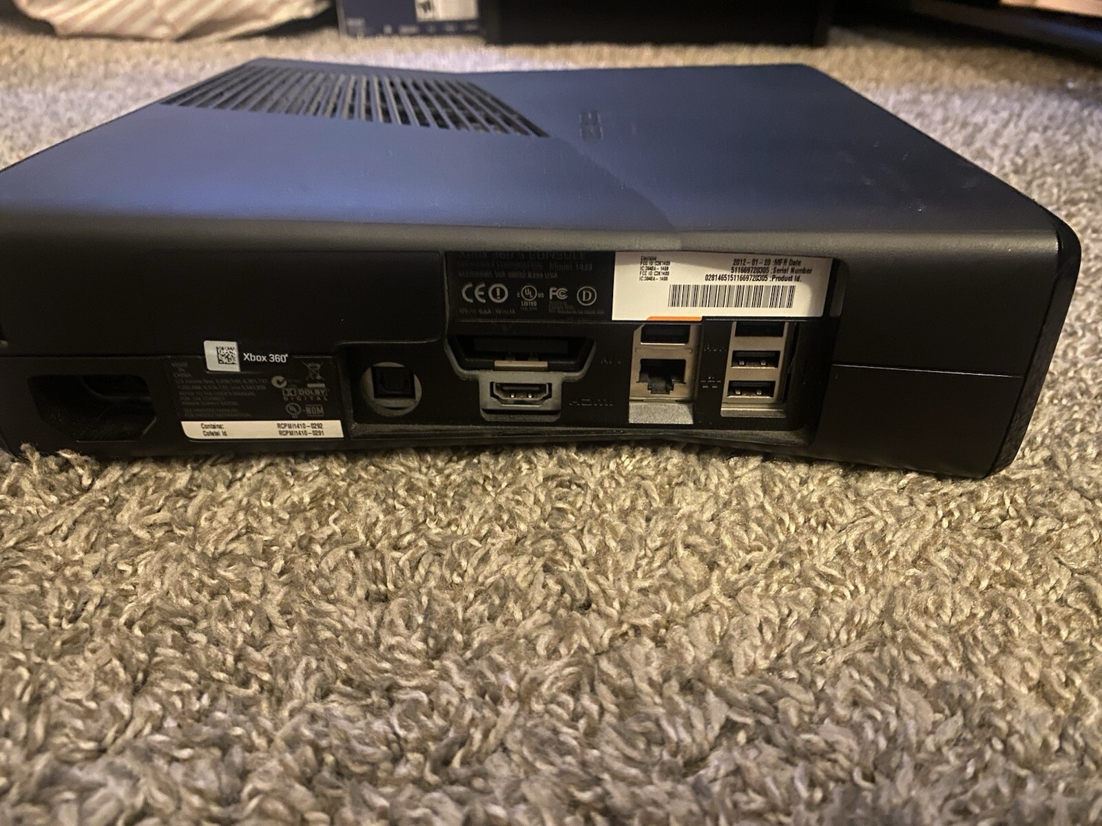 Microsoft Xbox 360 S 4GB Black Console