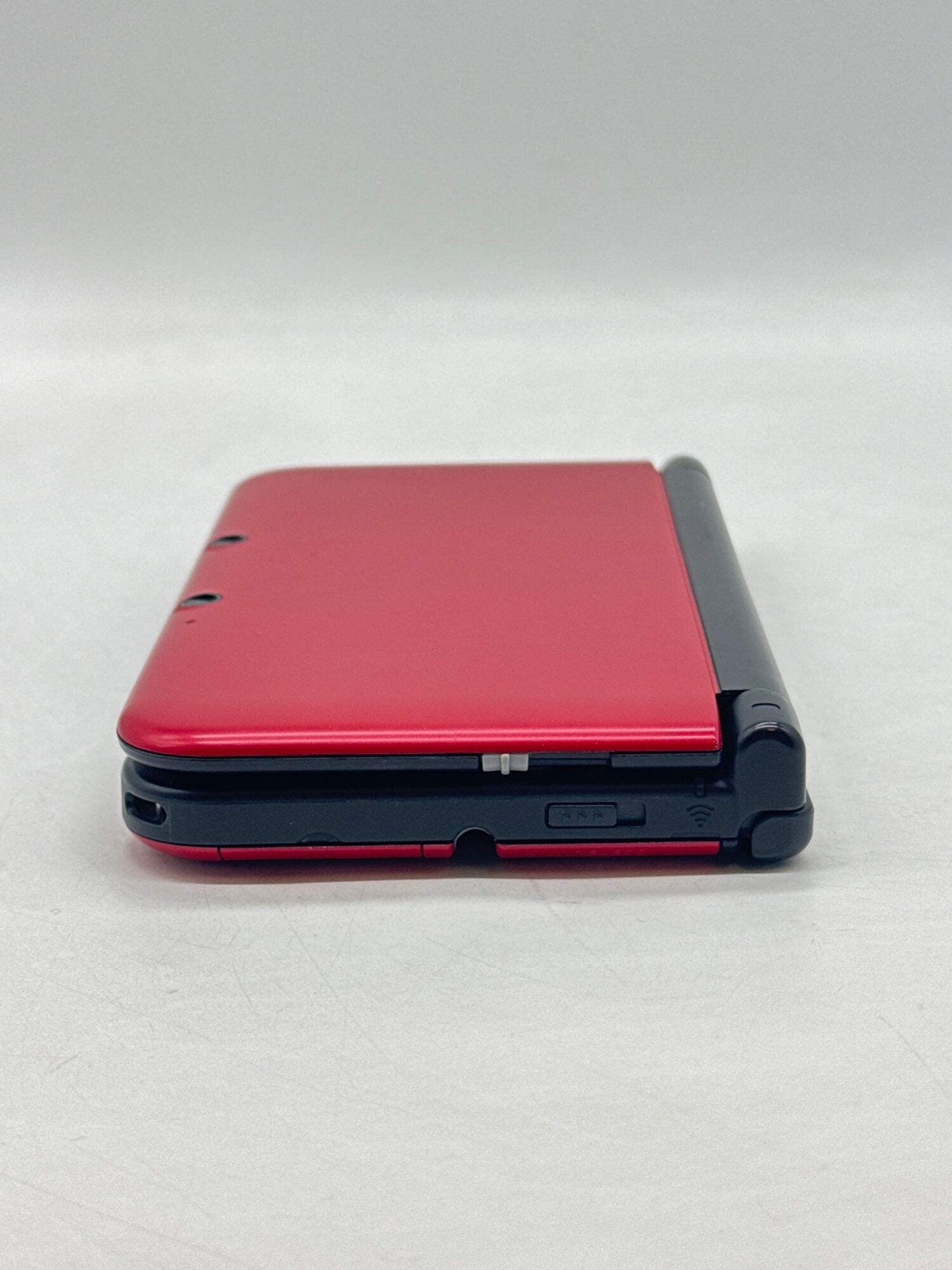 Nintendo 3DS XL LL SPR-001 JPN Red/Black Console With Charging Cable – Read!
