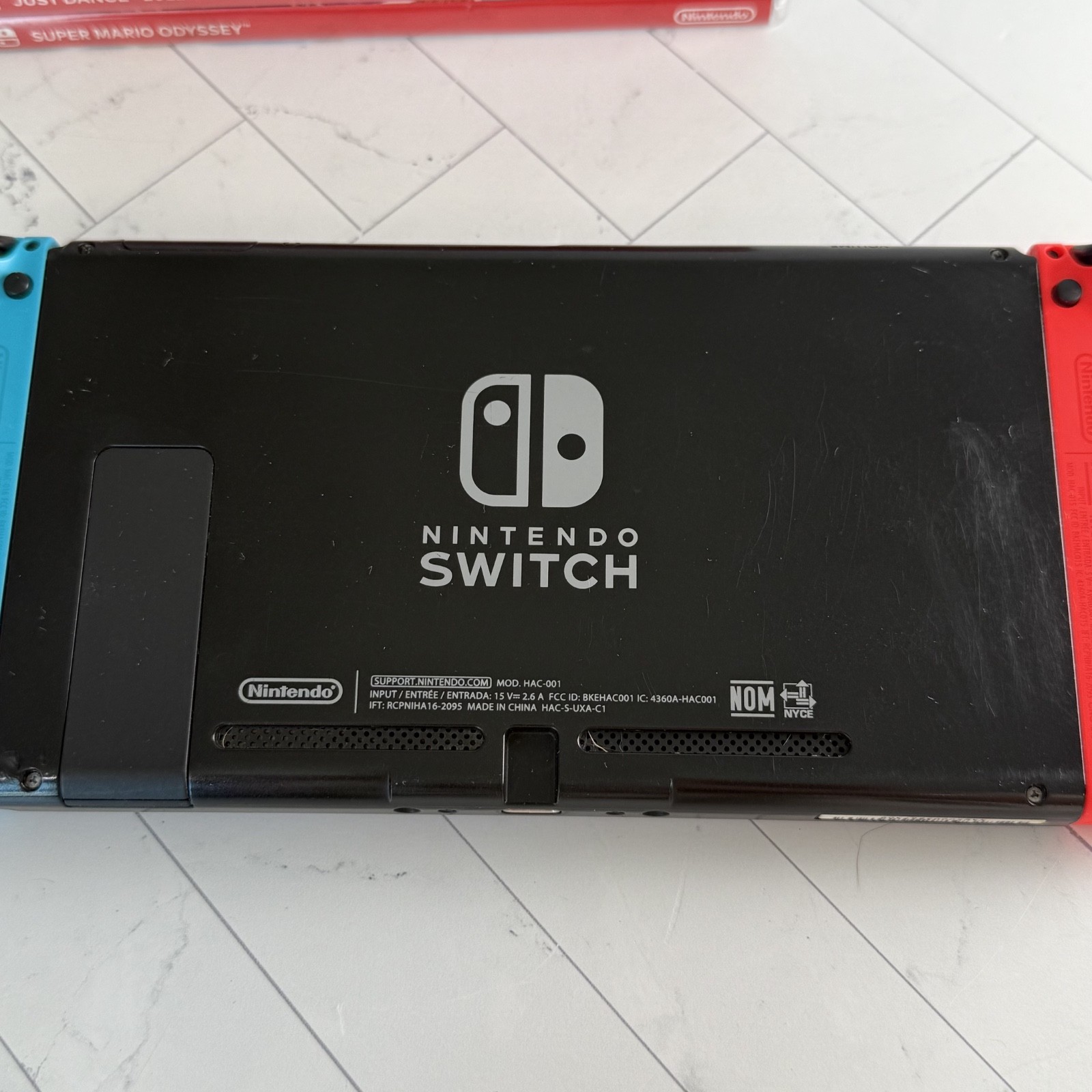 Nintendo Switch Model HAC-001 Console 32GB + 128 GB microSD See Photos! #H954
