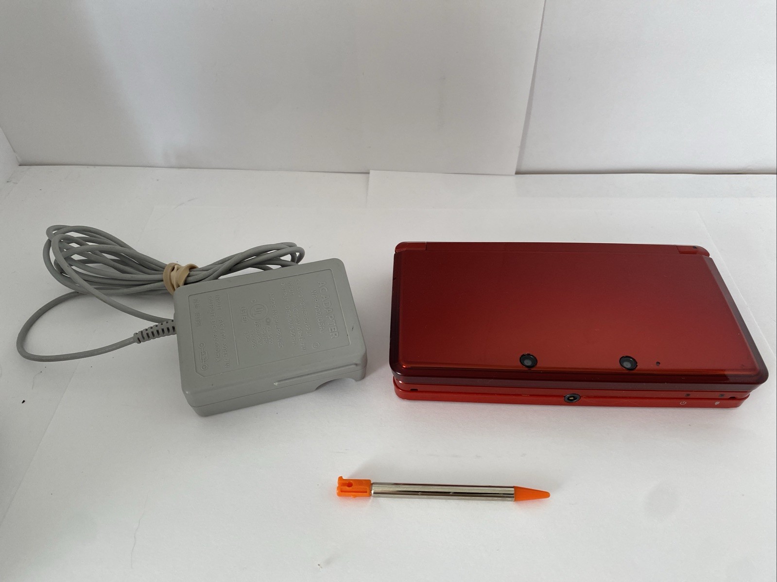 Nintendo 3DS Handheld System Flame Red Working Great Condition North American