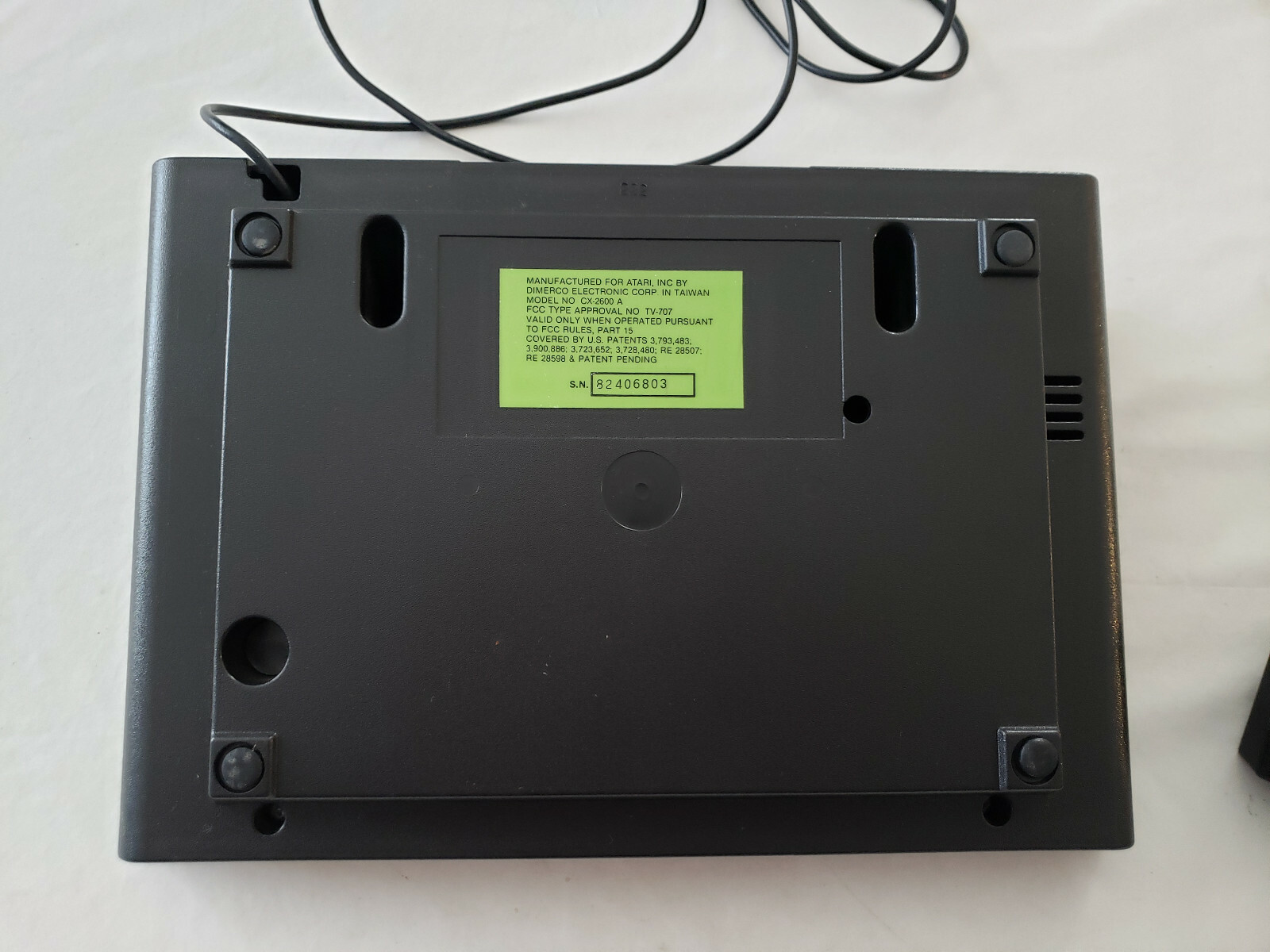 Atari 2600 Video Game Console VCS-CX2600A System Box, controller, Power Supply