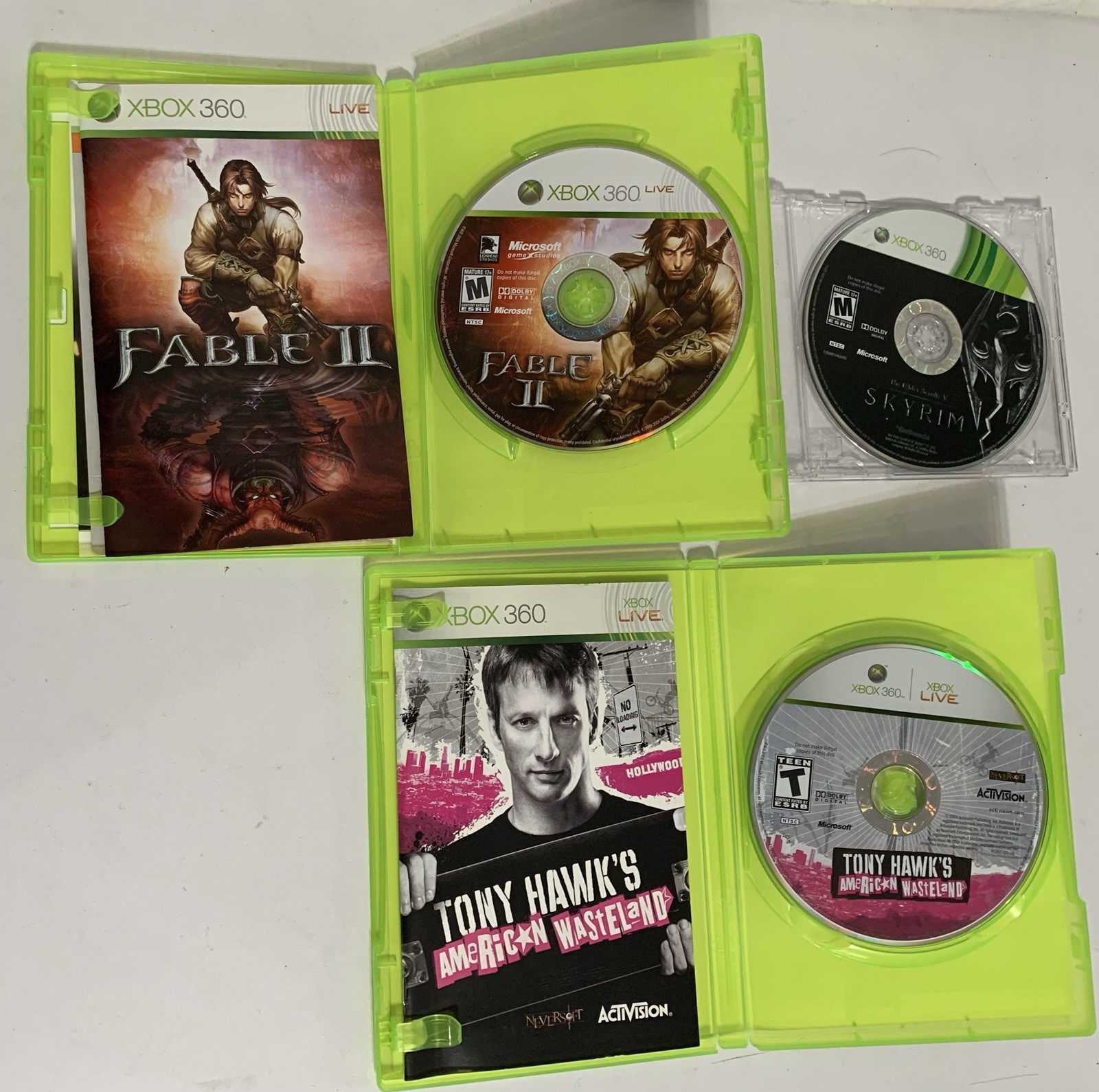 Xbox 360 S Console Bundle 4GB w/ 2 Controllers 3 Games Tony Hawk Skyrim Fable V3