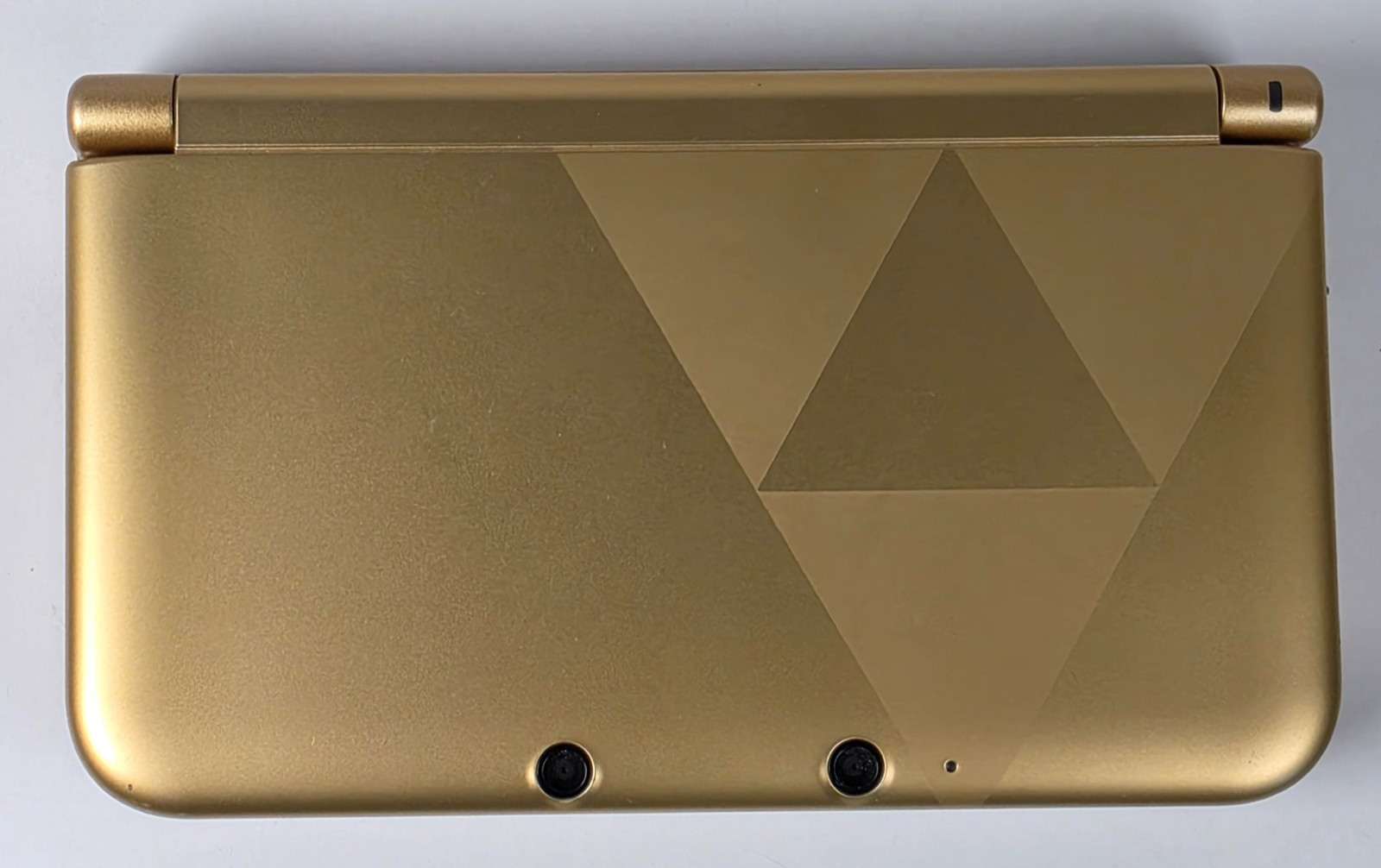 Nintendo 3DS XL Zelda A Link Between Worlds Limited Edition Gold + Charger