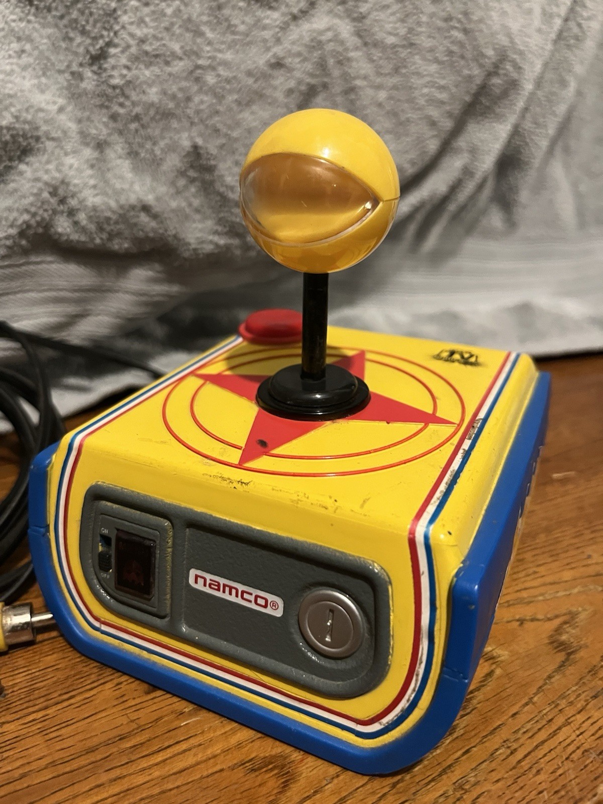 Namco Pac-Man Plug & Play Microconsole Yellow Blue Red Composite RCA TV Console