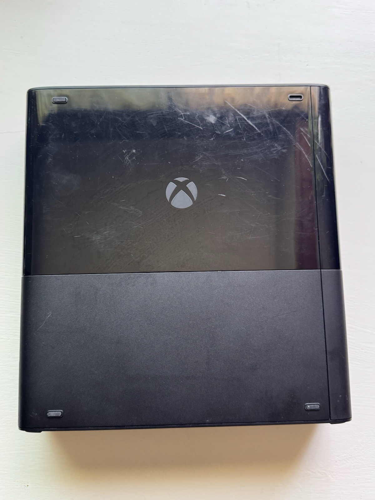 Microsoft Xbox 360 E Black Console 320GB Bundle