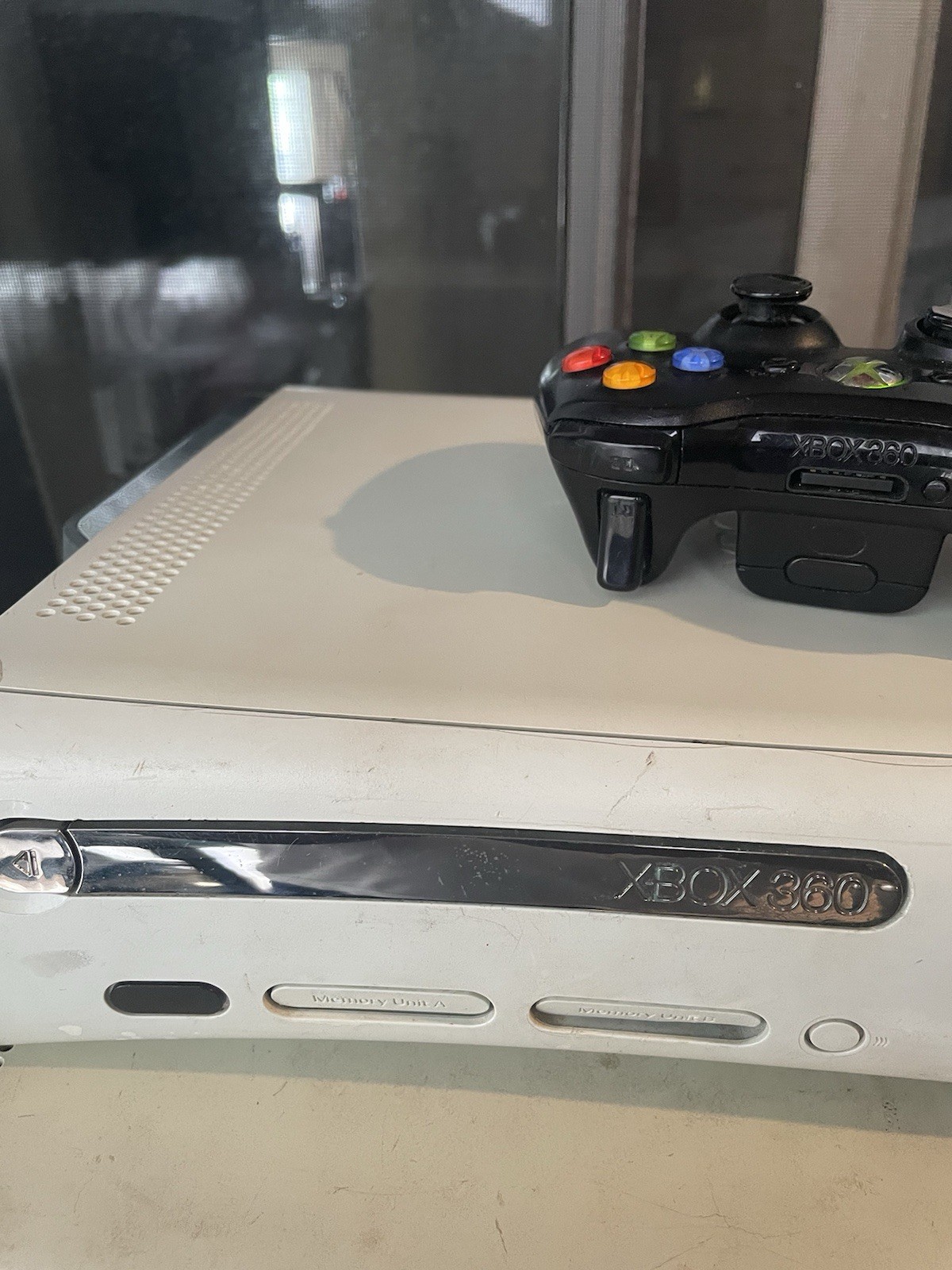 xbox 360 console With 2 Controller No Batteries. Wired Internet Needed