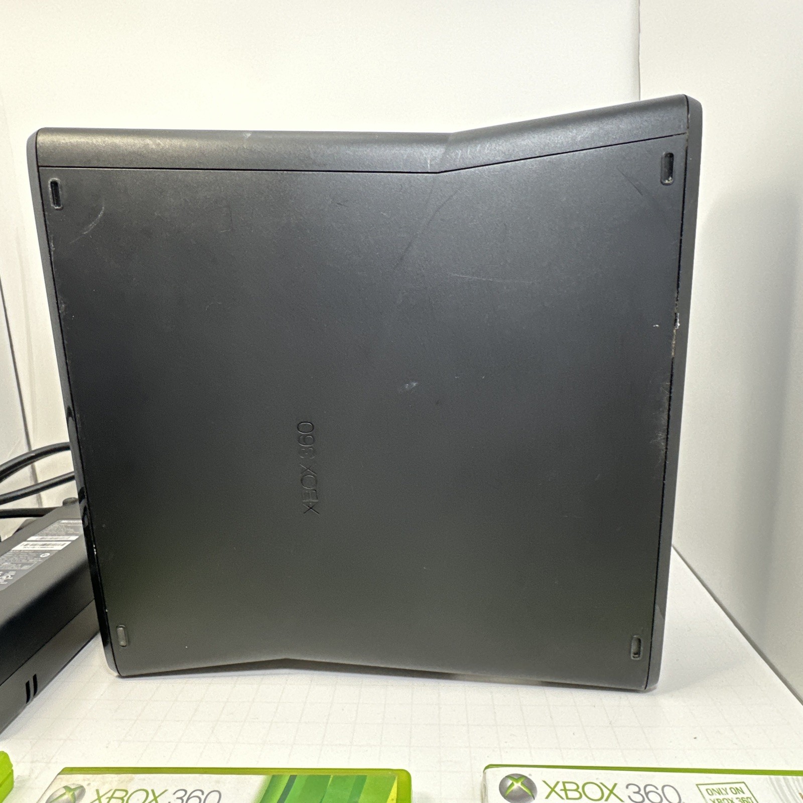 Xbox 360 Slim Console Bundle w/ Controller, Cables, MW3, Gears of War 2 & 3