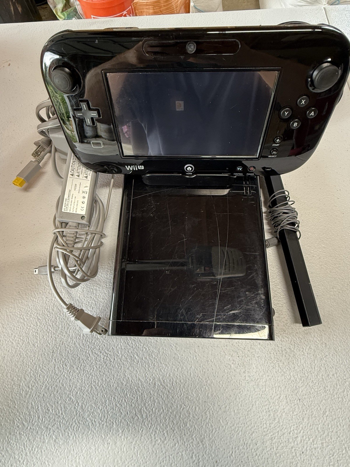 Nintendo Wii U 32GB Console Bundle WUP-101(02) W Gamepad WUP-010 (USA) 3 Games
