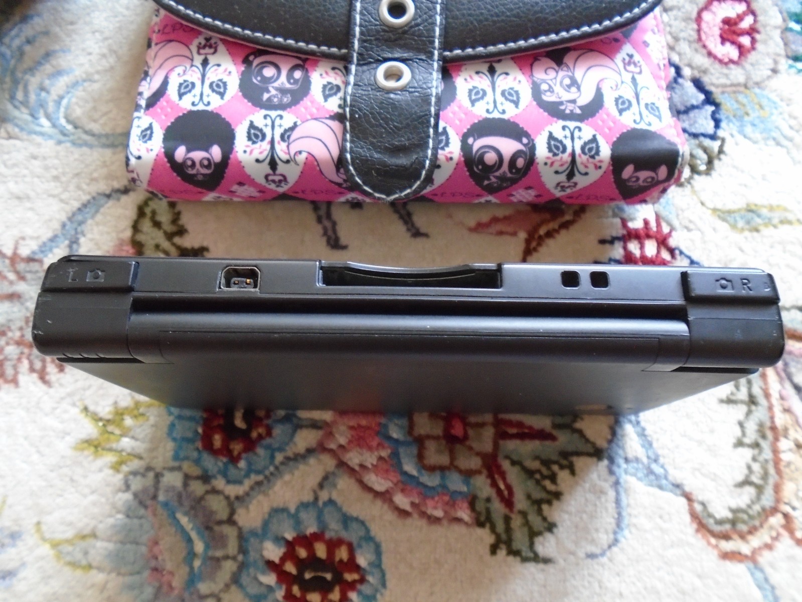 SEMI-WORKING Nintendo DSi Black Console with lots of games FOR REPAIR READ USA