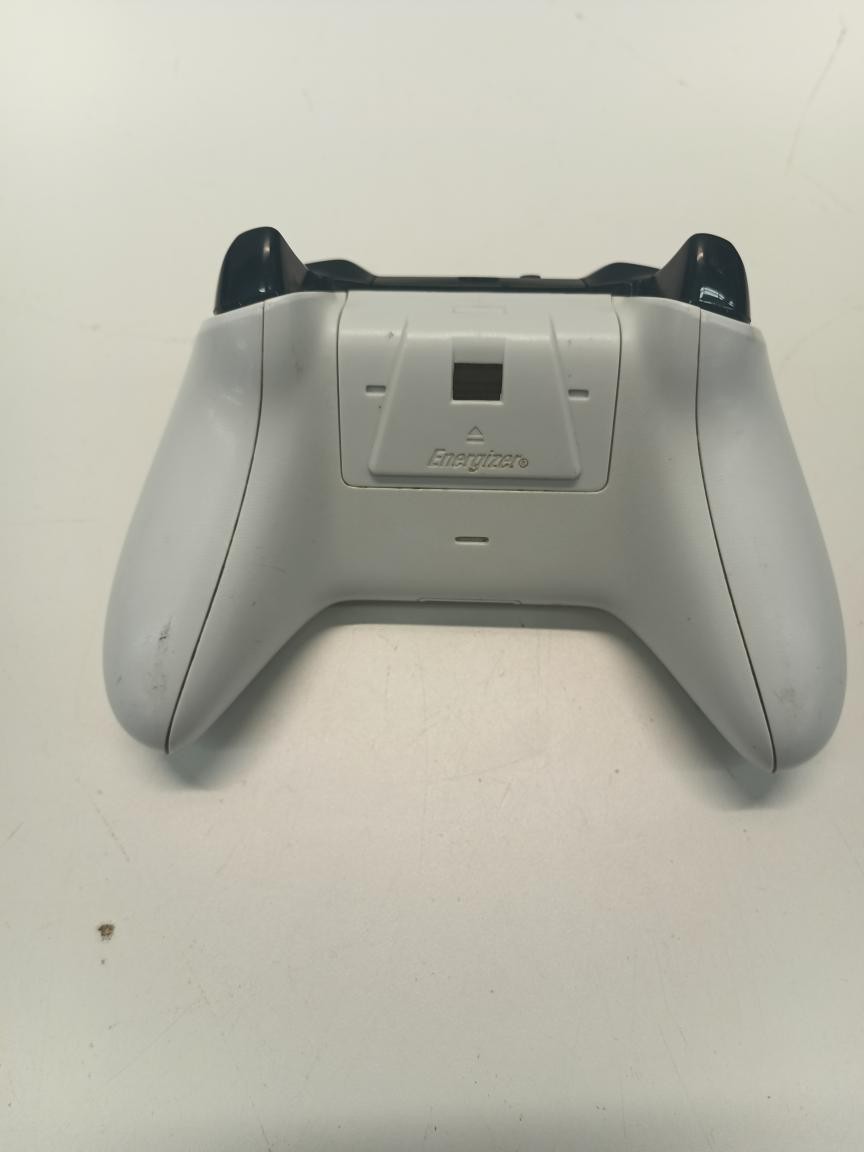 PRE OWNED MICROSOFT XBOX ONE S – CONSOLE – 500GB – 1681 (P23016999)