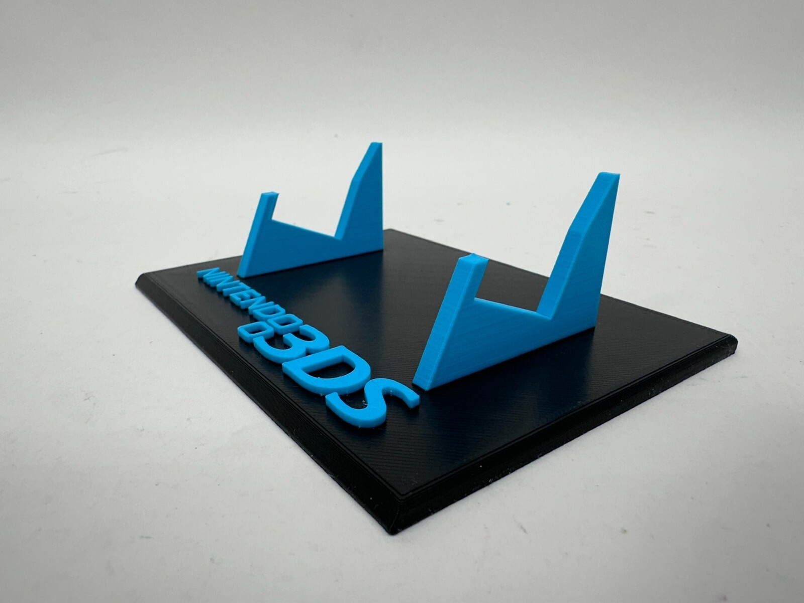 Nintendo 3DS Console Display Stand (STAND ONLY)Can Do Different Colors Just Ask!