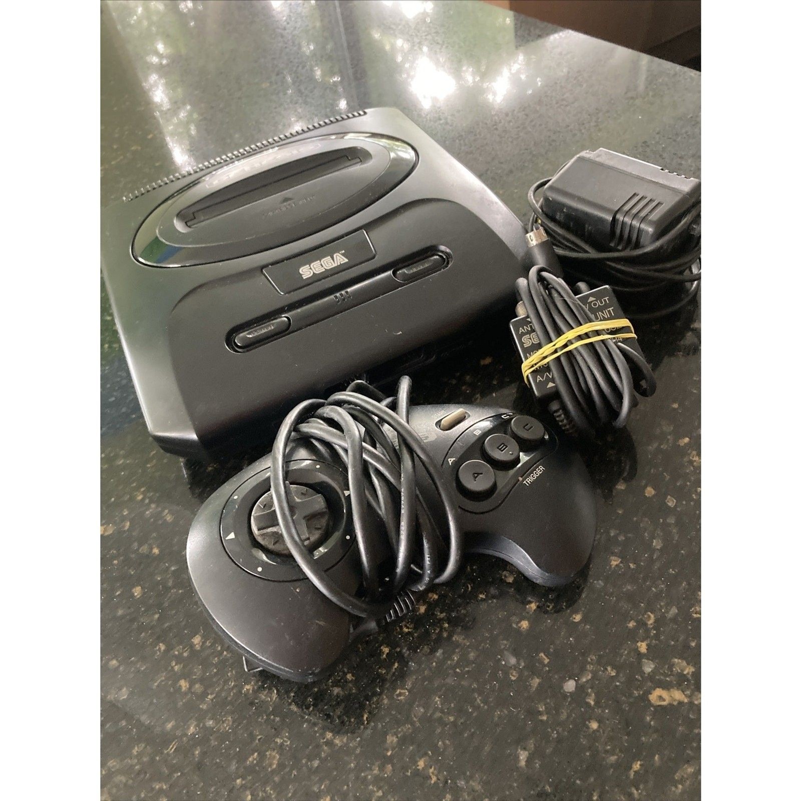 SEGA Genesis 2 Console MK-1631 Bundle With Controller Original Cables