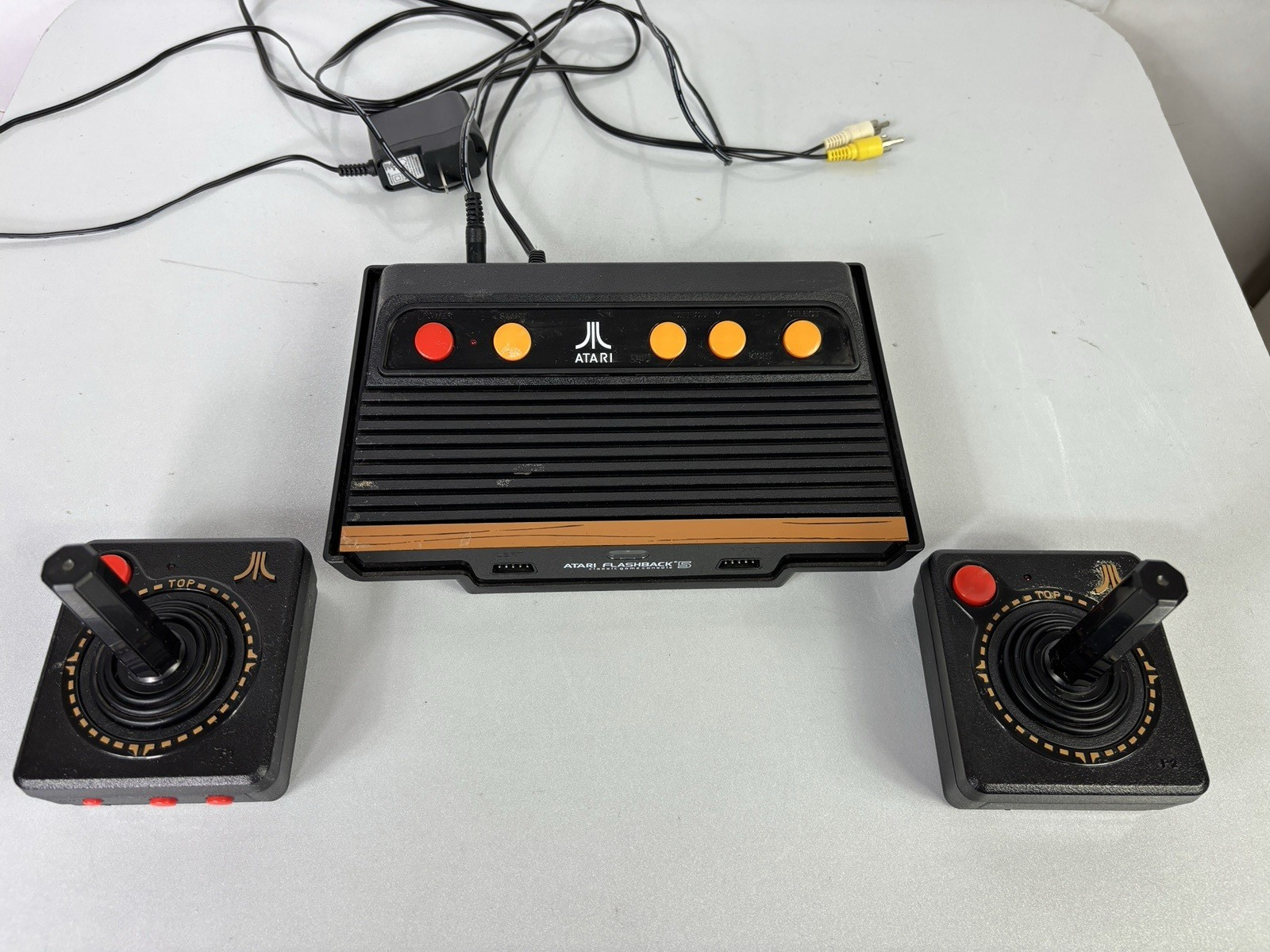 ATARI Flashback 5 Classic Game Console 92 Games with Controllers *READ