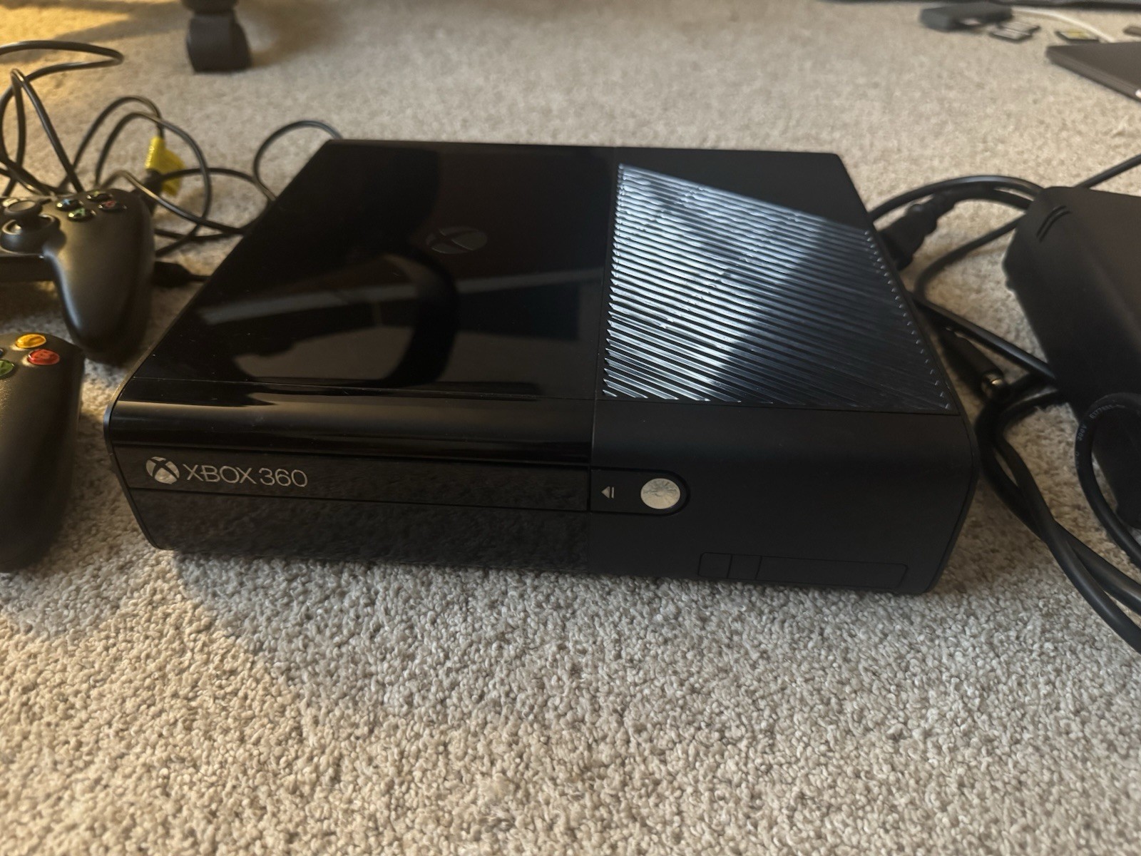 Microsoft Xbox 360 E 320GB Console Bundle OEM + Wired Controller TESTED-WORKING