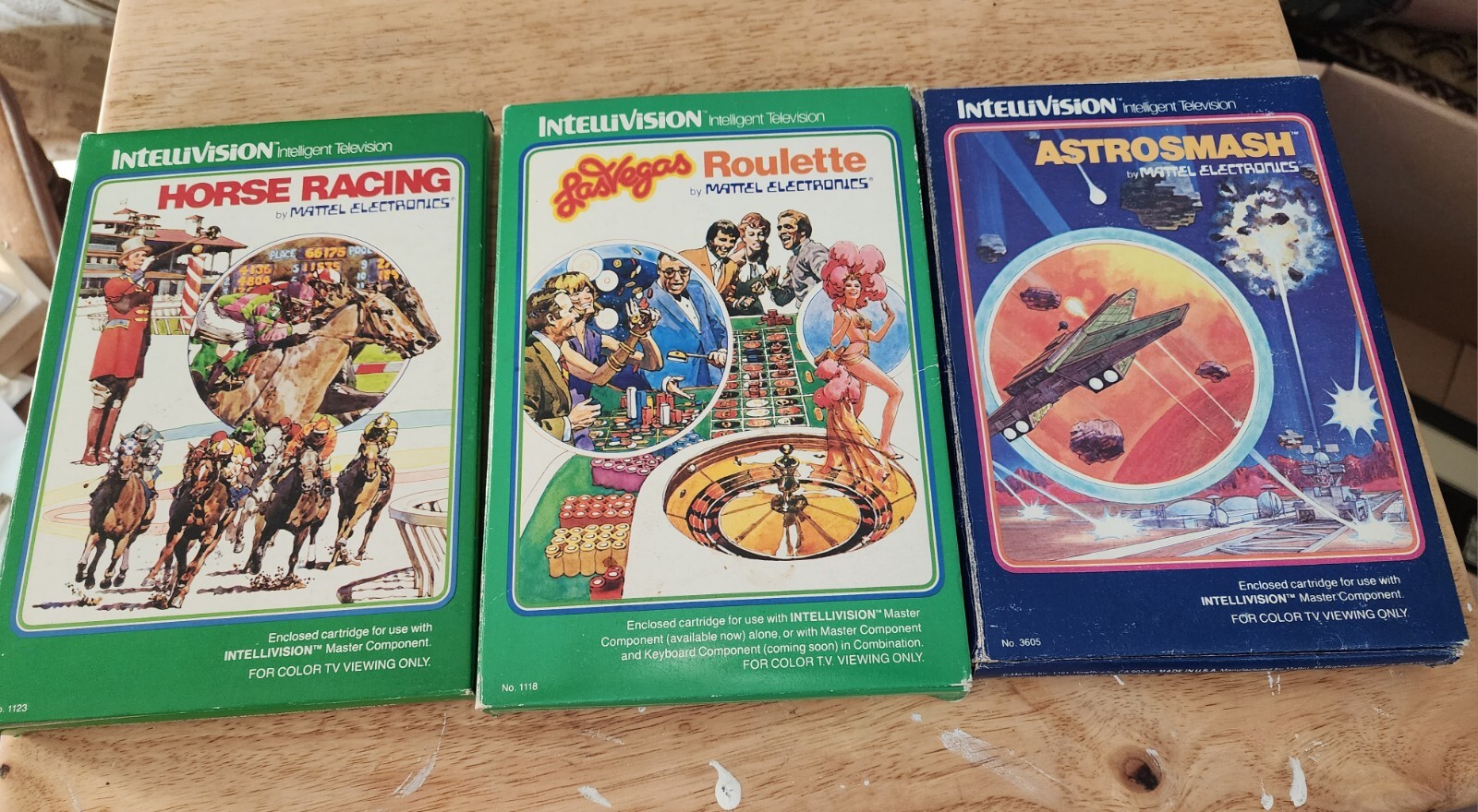 Intellivision Console Model 2609 UNTESTED, Good Physical Shape With 15 Games