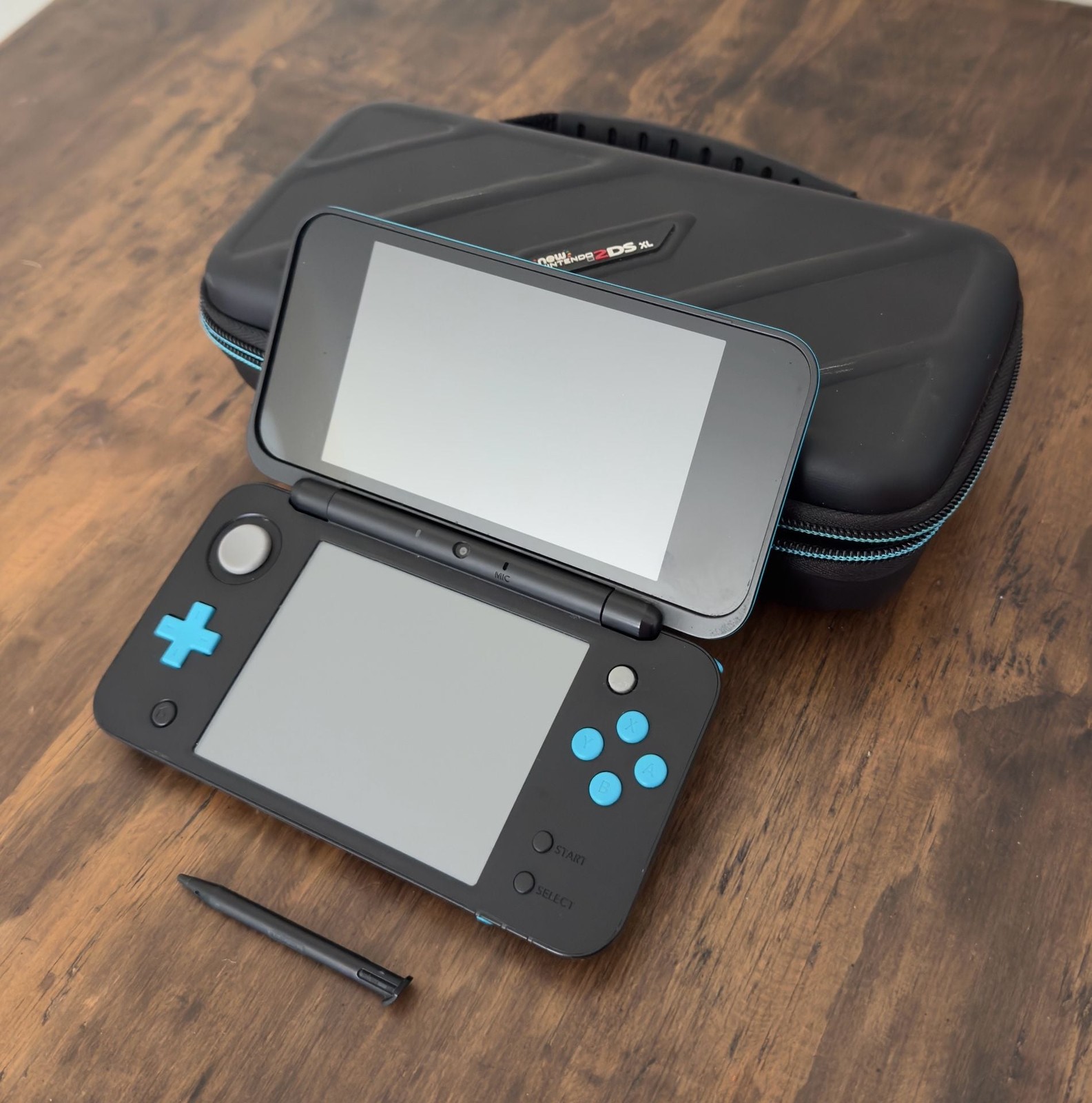 Nintendo 2DS XL Black & Turquoise Console with Charger and Carrying Case