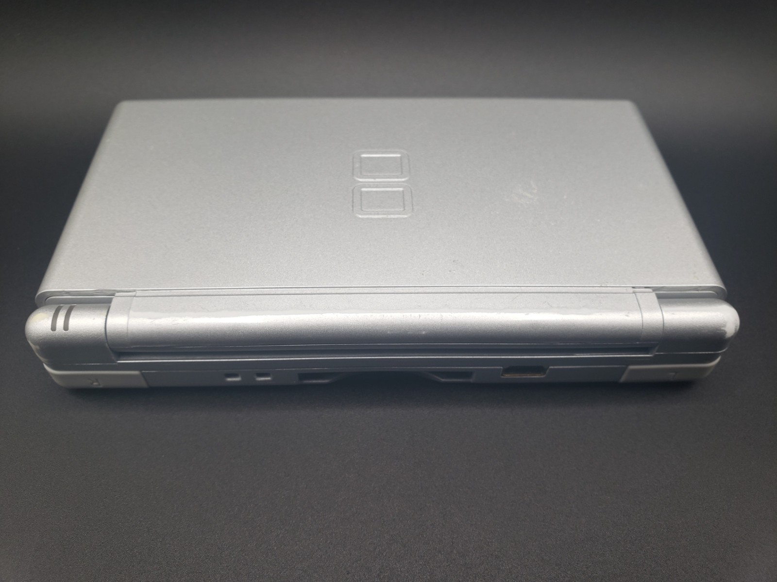 Nintendo DS Lite Gloss Silver OEM Restoration (Good Condition) w/ Charger
