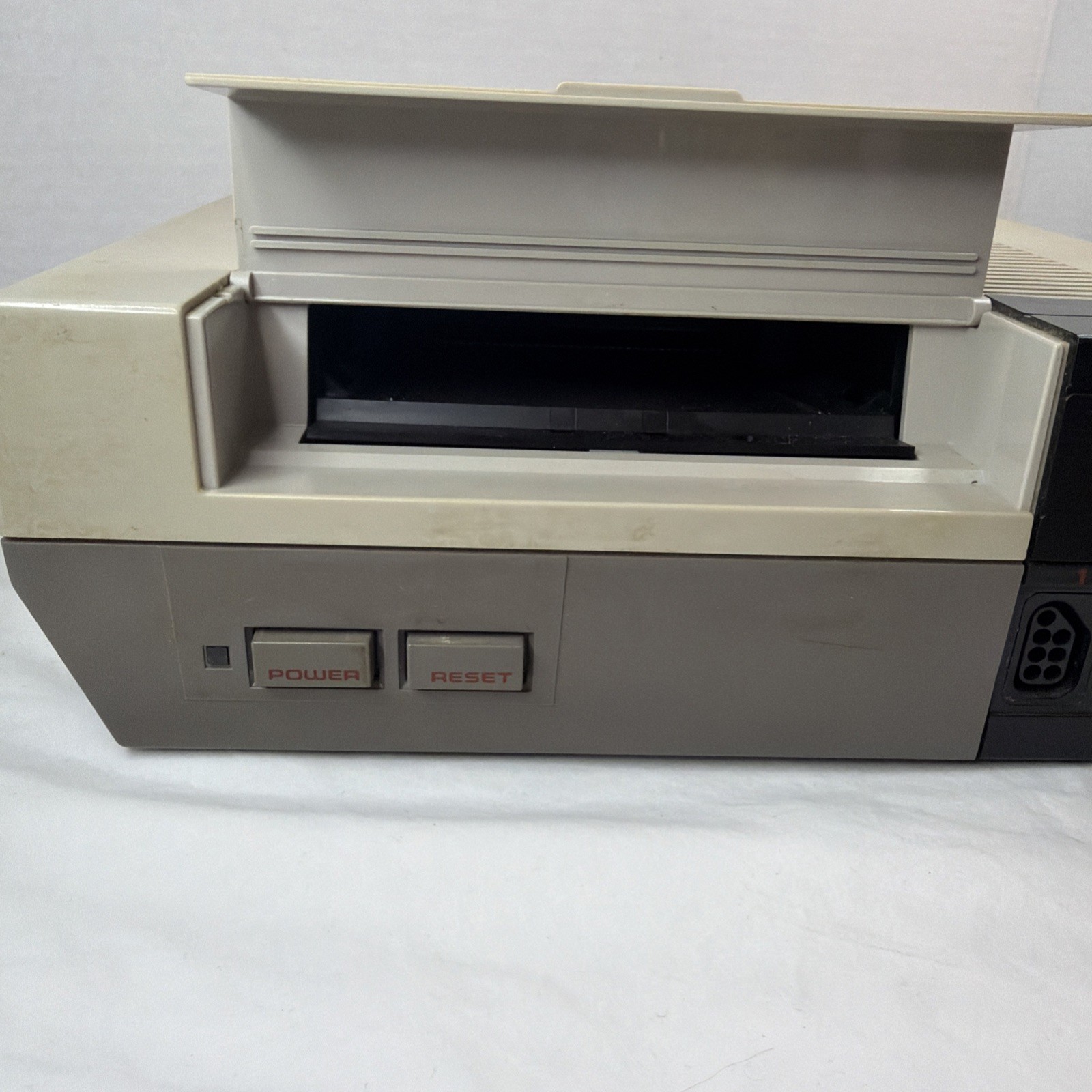 Nintendo NES Console Bundle NES-001 OEM Power RF Switch NES MAX Untested