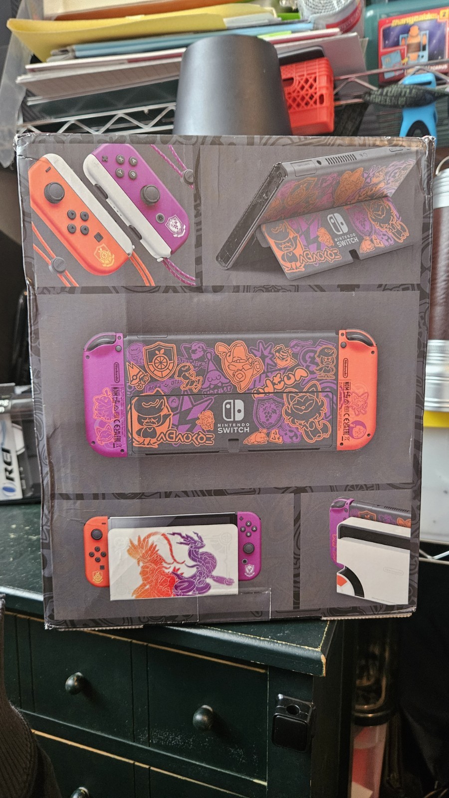 Nintendo Switch OLED Pokémon Scarlett And Violet Edition. Region free.